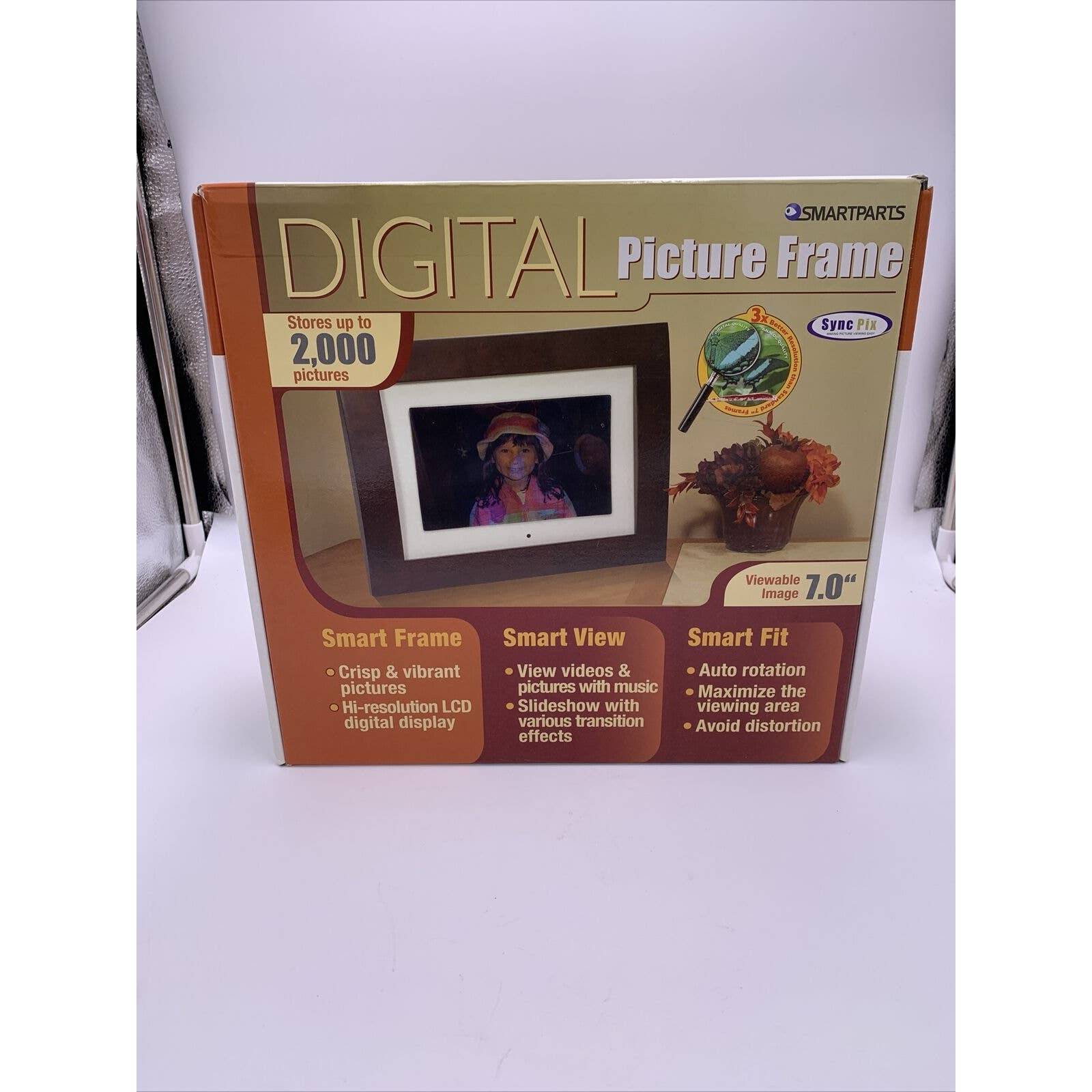 Smartparts Digital Picture Frame Wood