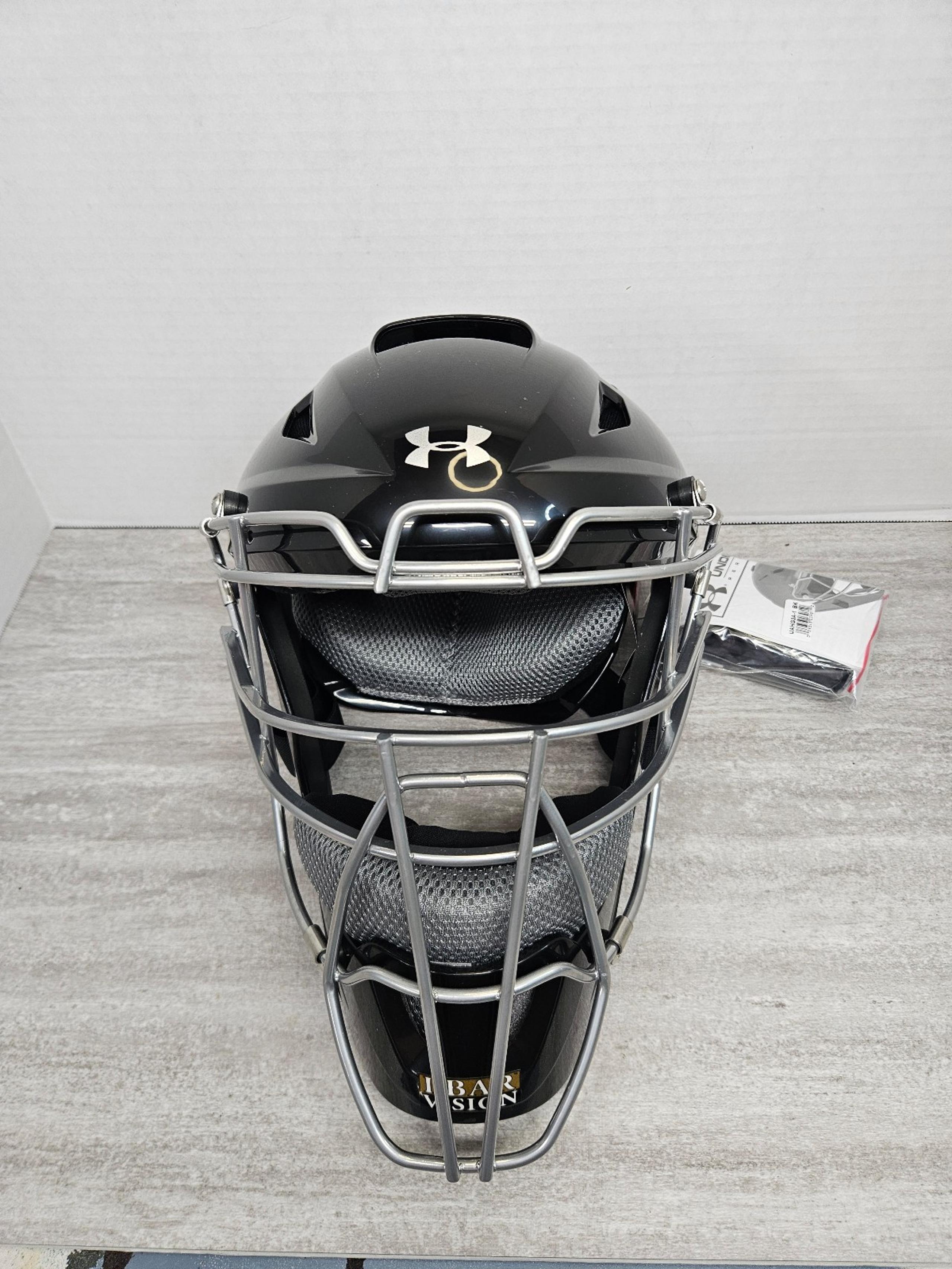 Under Armour Converge Solid Adult Baseball/Softball Catcher's Helmet Size 7-7.5