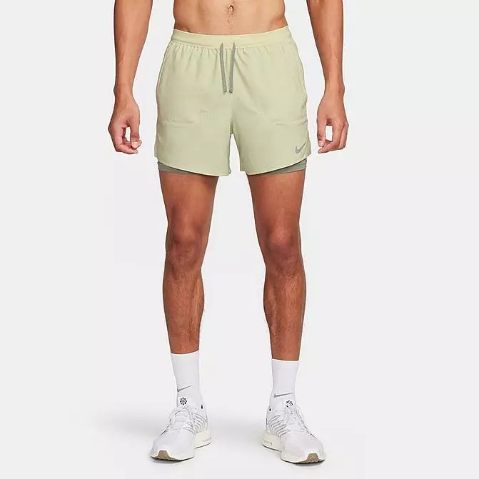 Nike Stride 7 2-in-1 Running Shorts Pale Green Stucco Mens S DM4759-371 NEW