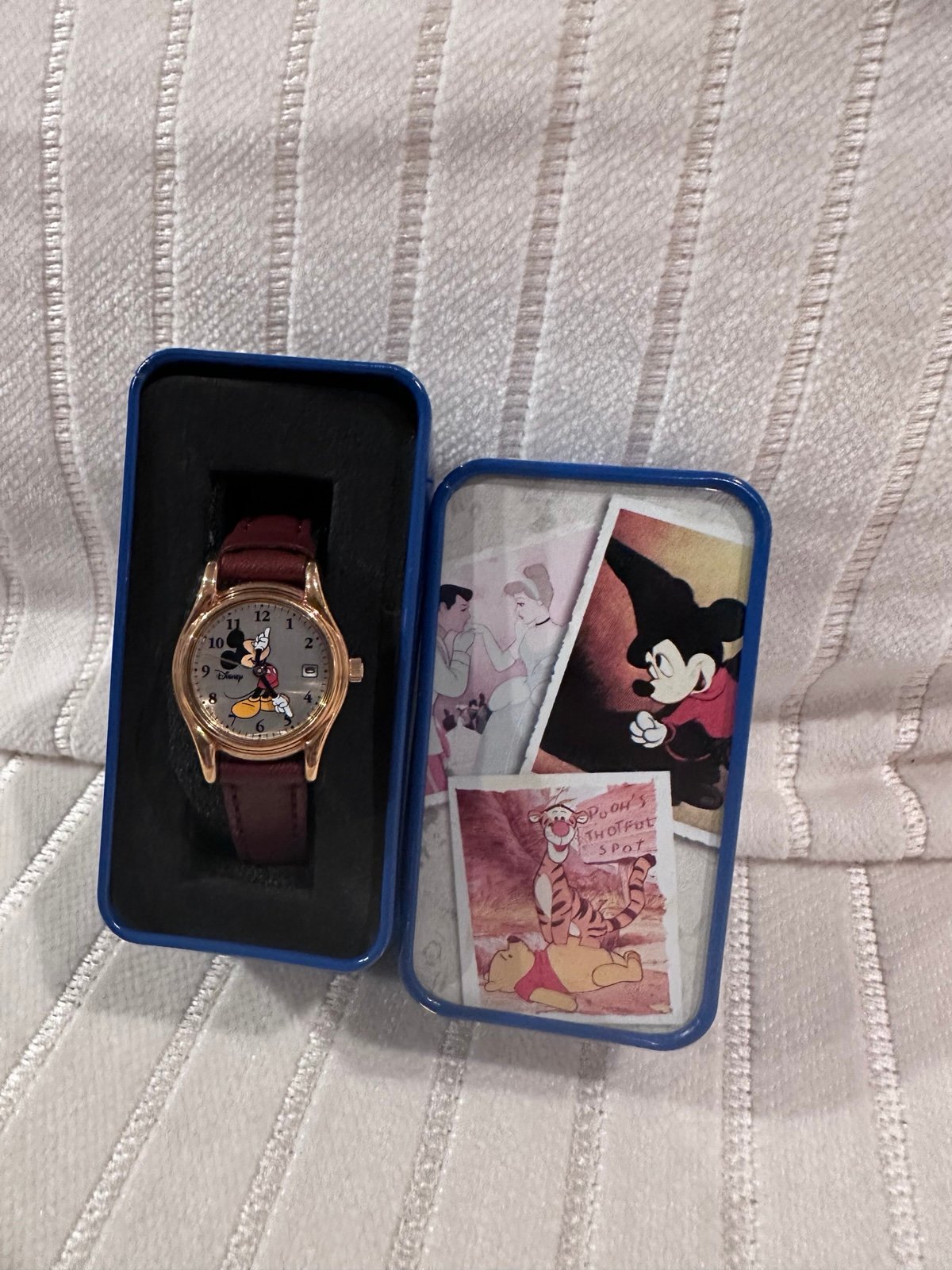 Mickey Mouse watch, brown leather band NEW