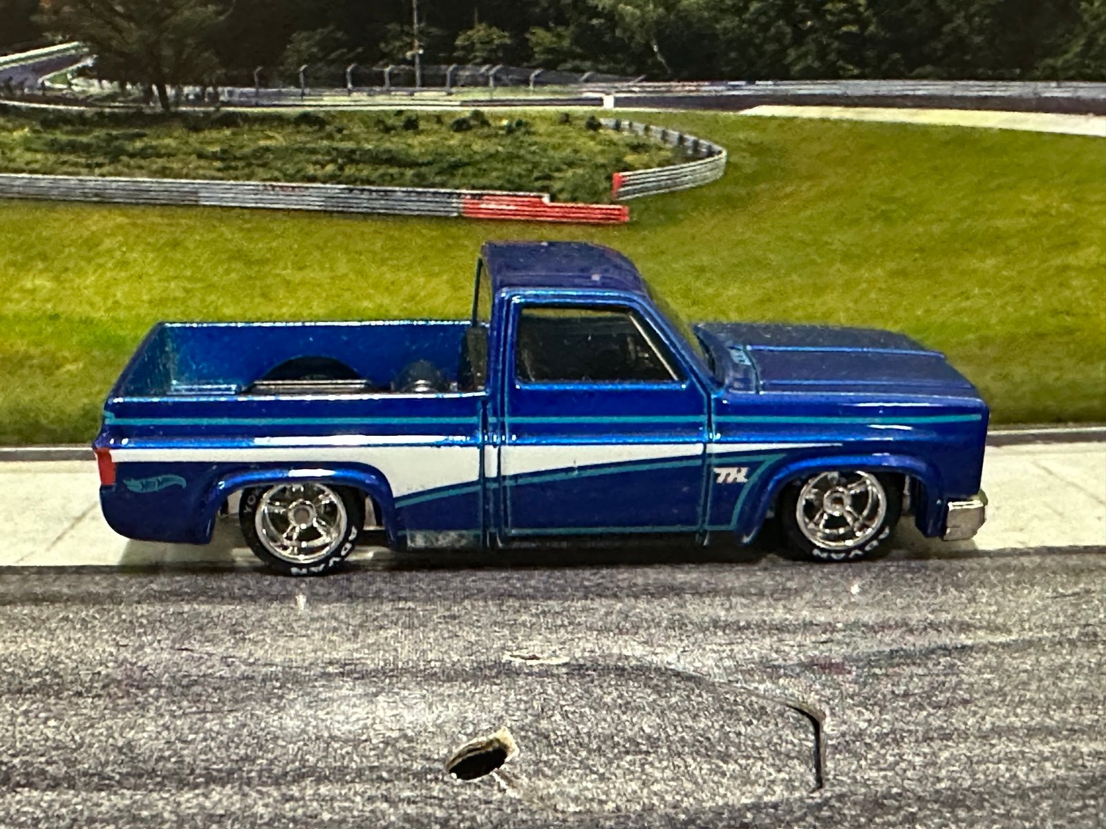 Hot Wheels Chevy Silverado STH -Loose (wheels swapped)
