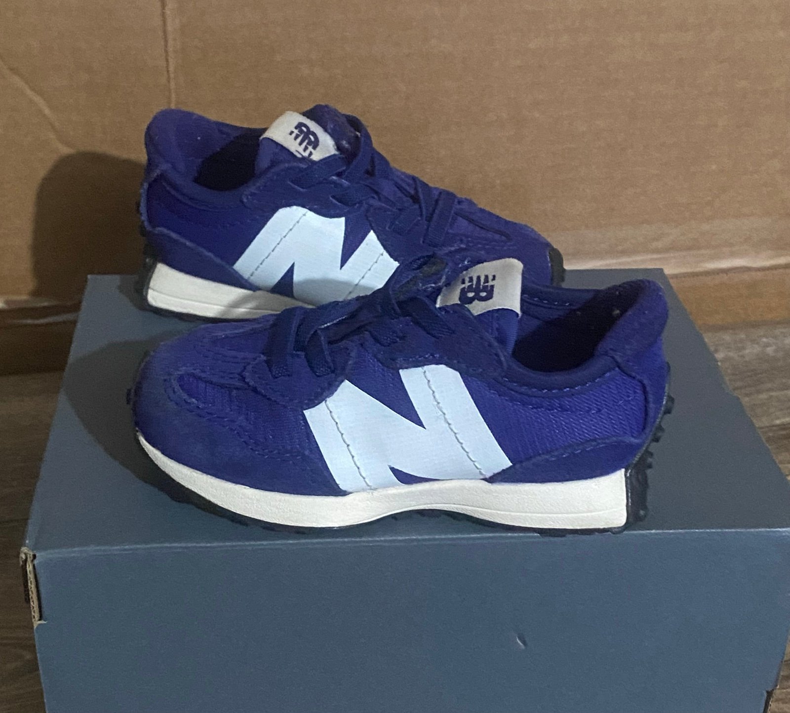 New Balance 327 blue size 6C toddlers