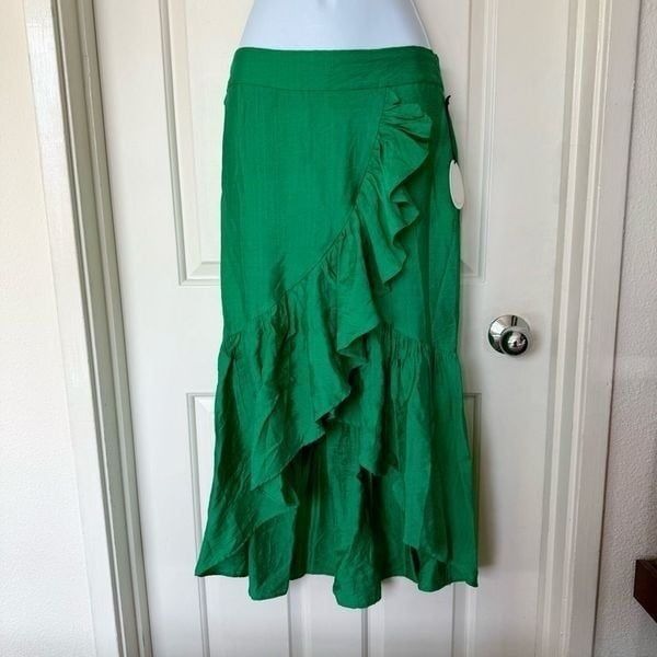Sunburst Kiss Green Ruffle High Low Skirt