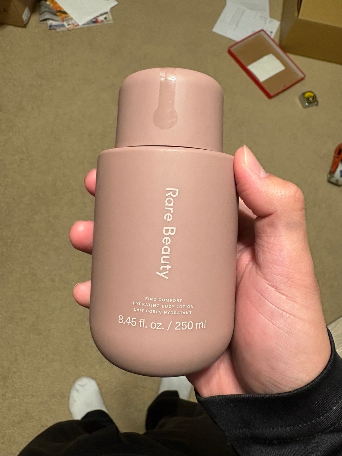 Find Comfort Niacinamide Hydrating Body Lotion Rare Beauty by Selena Gomez