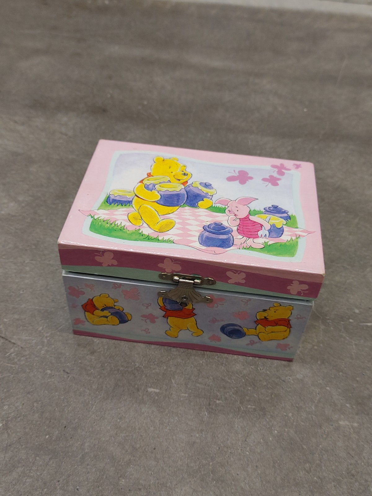 Vintage Disney Winnie The Pooh Music Jewelry Box