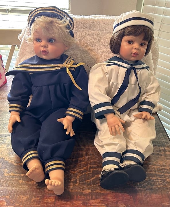 Fayzah Spanos Jacques and Jolie Vinyl Dolls w/certificates 26 Tall Set of 2