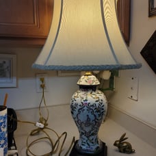Chinoiserie lamp
