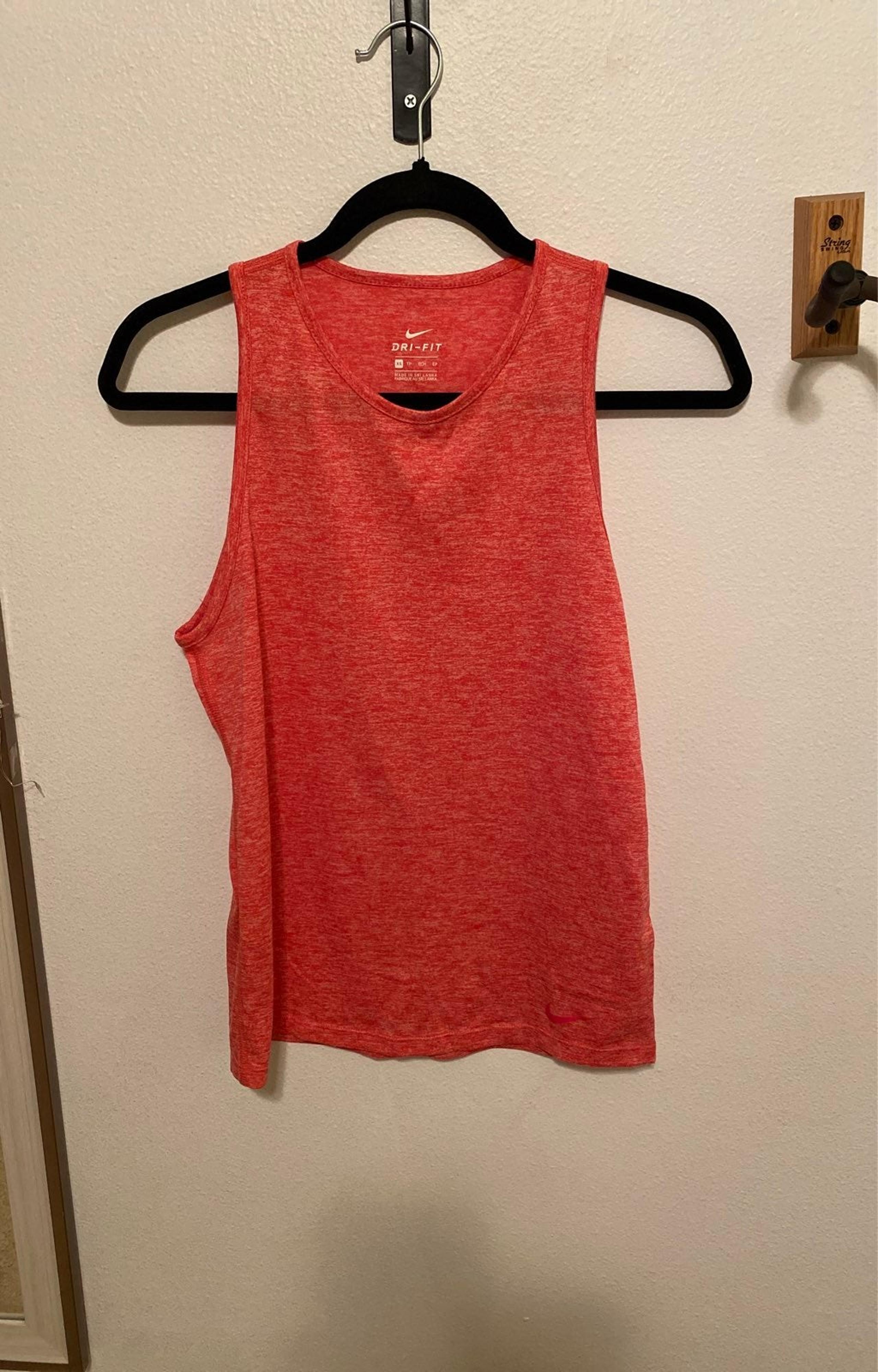 Nike tank top