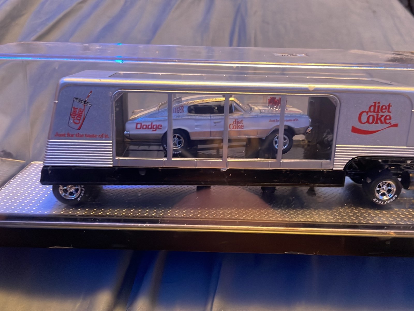 Diet Coke truck good never played with