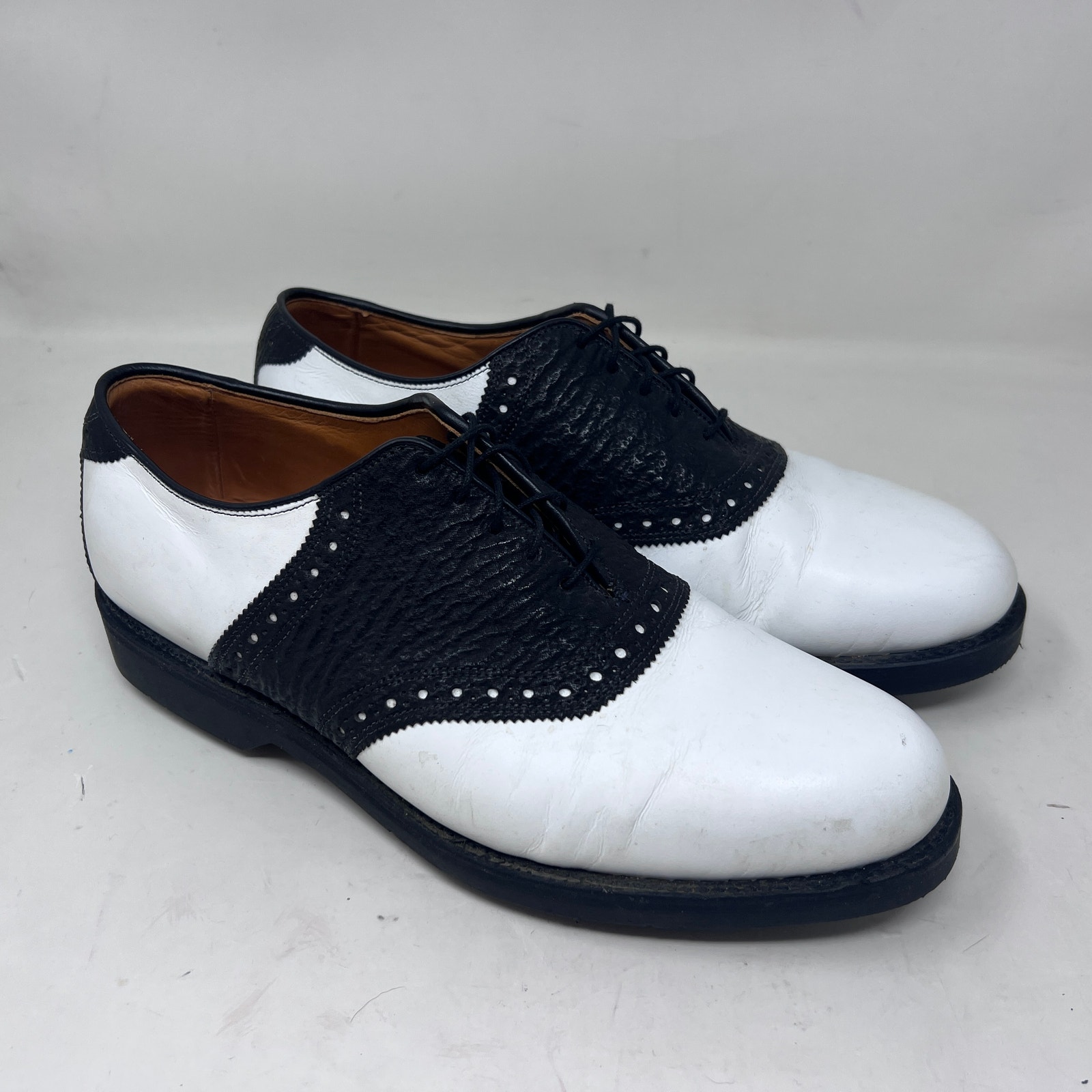 Allen Edmonds Payson Golf Shoes Mens 9 D Saddle Black White Leather Soft Spike