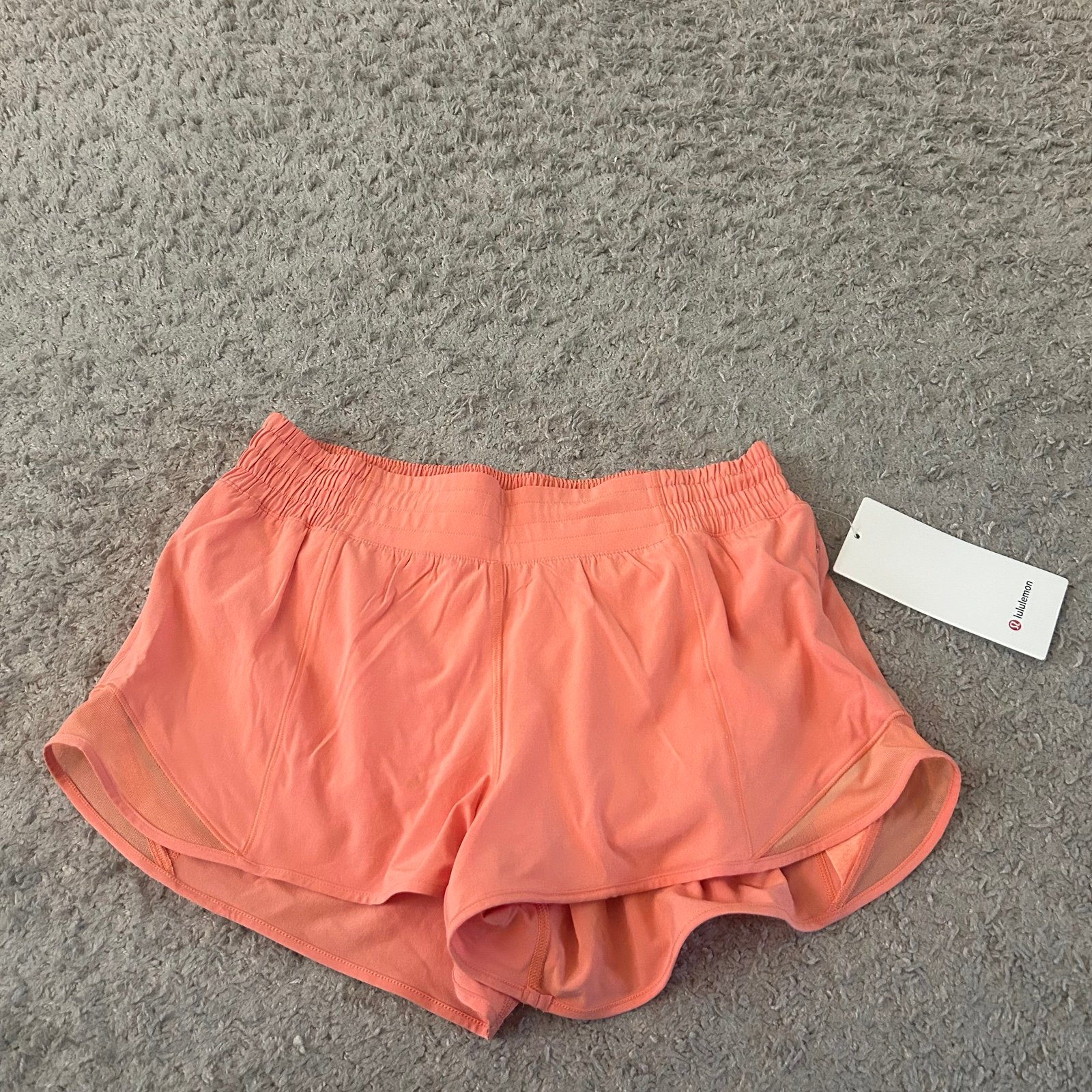 Women’s Lululemon Athletica Hotty Hot High-Rise Lined 2.5” Shorts