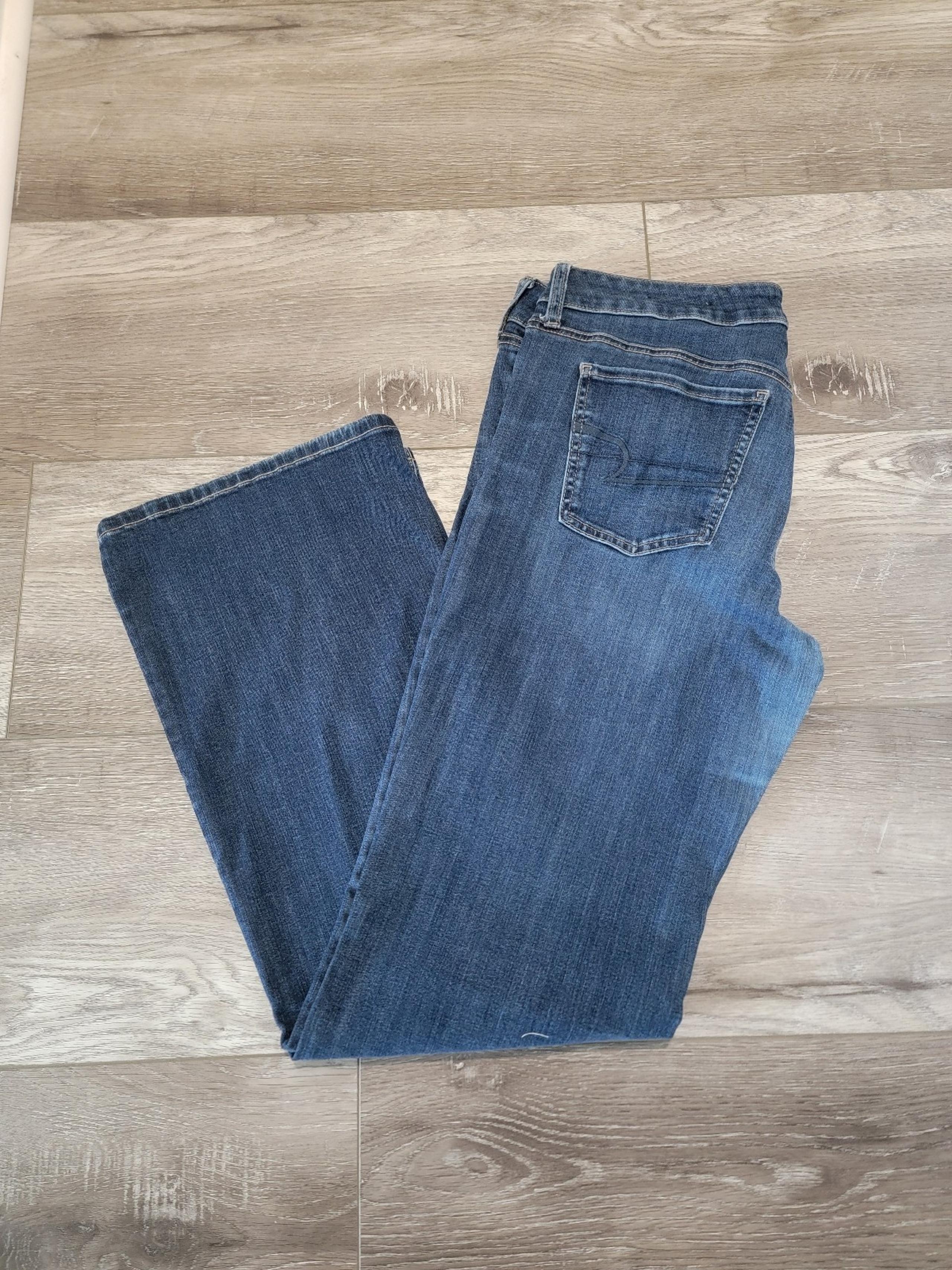 American Eagle Favorite Boyfriend Jeans (Sz 14L)