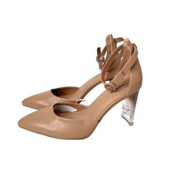 New Torrid Lucite Closed Toe ombre Heels Size 9.5 WW beige nude