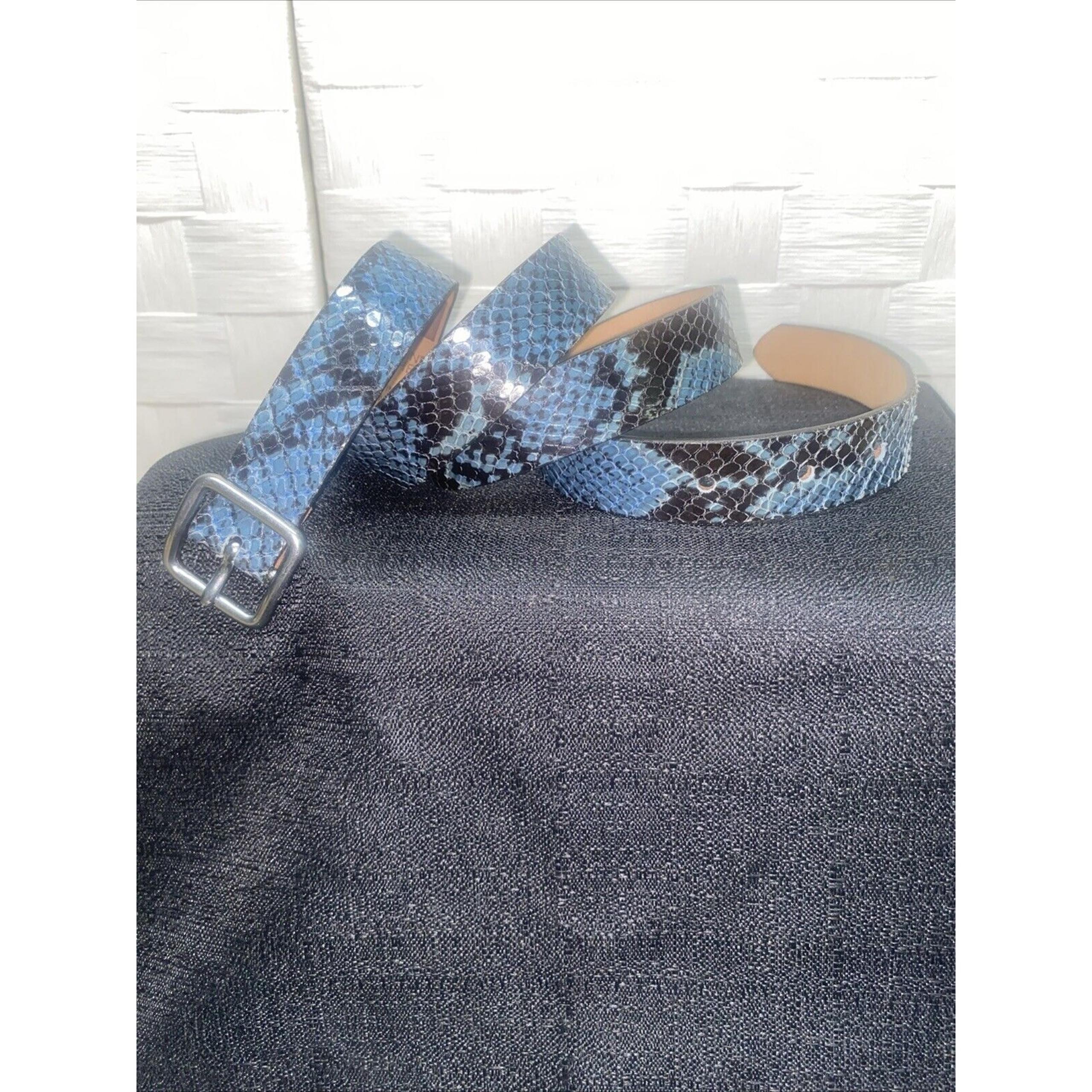 GAP Women’s Thin Blue Snakeskin Leather Belt Silver Buckle Size Medium