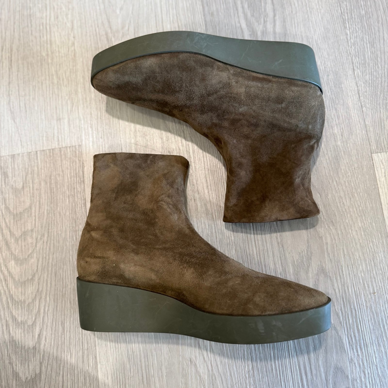 725 Robert Clergerie Paris Lexa Suede Platform Stretch Ankle Boots 40.5 10