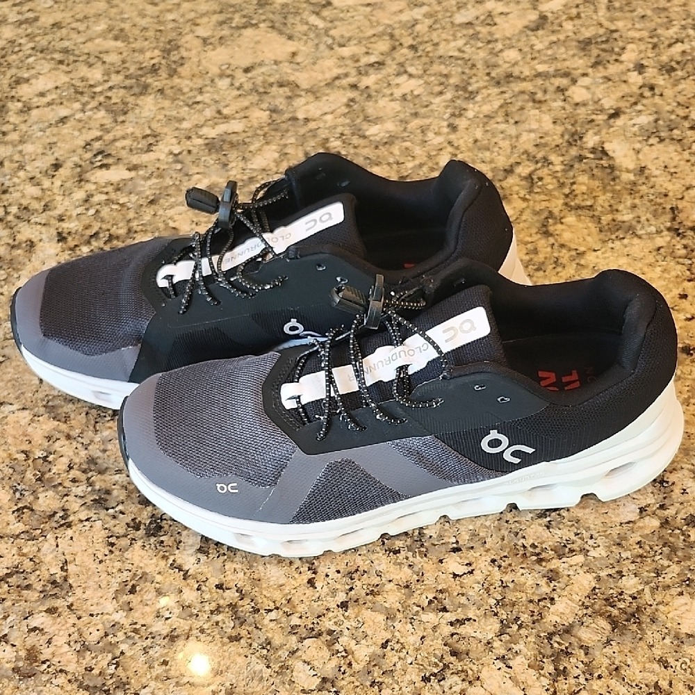 On Running Men's Black and Gray Running Shoes