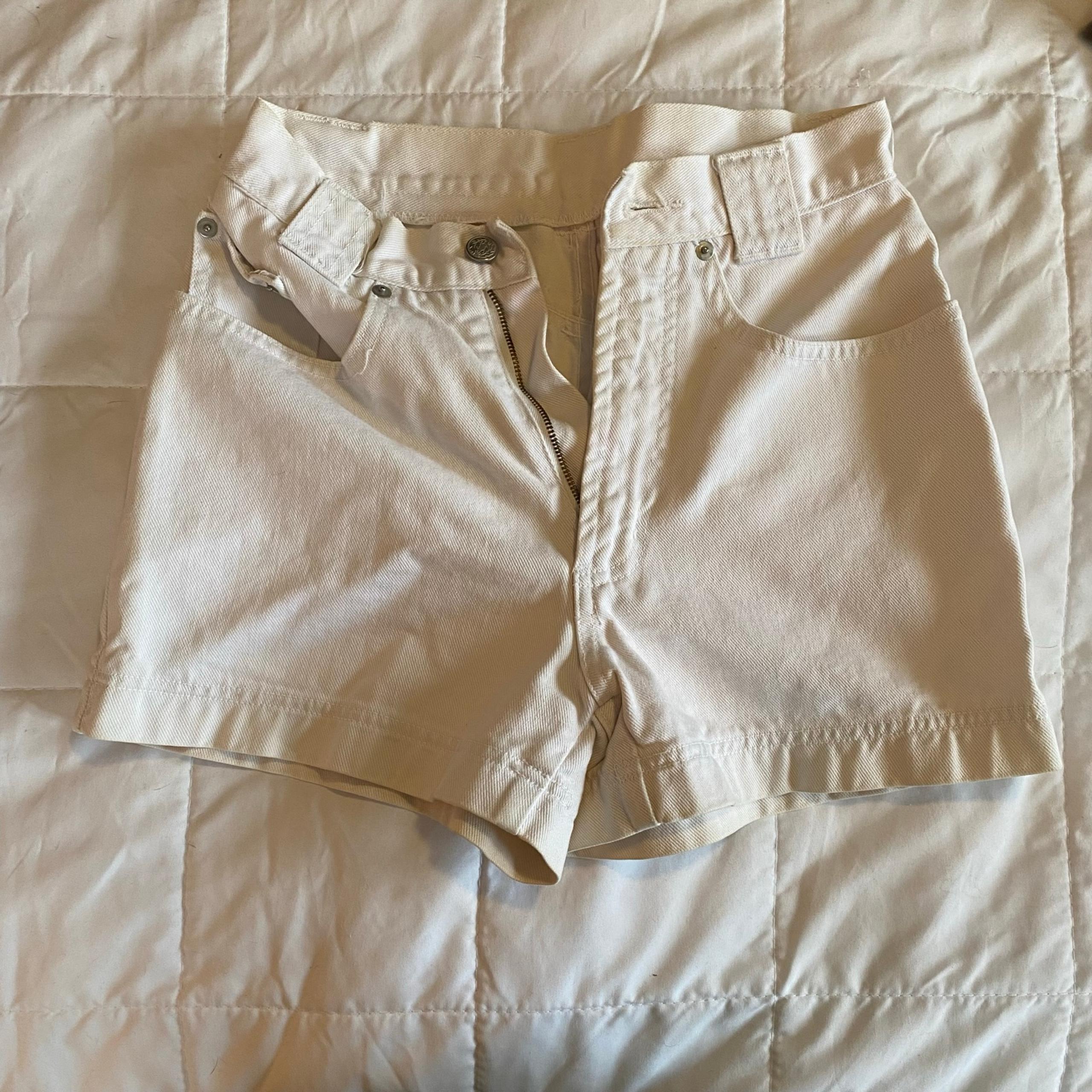 vintage white shorts
