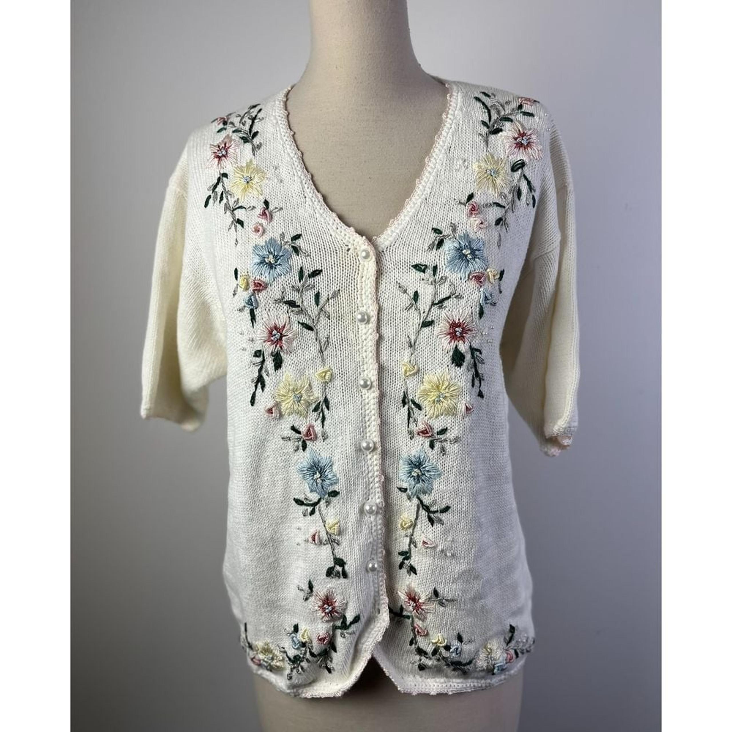 Carolyn Taylor Vintage Floral Embroidered Cottagecore  Cardigan Sweater White M
