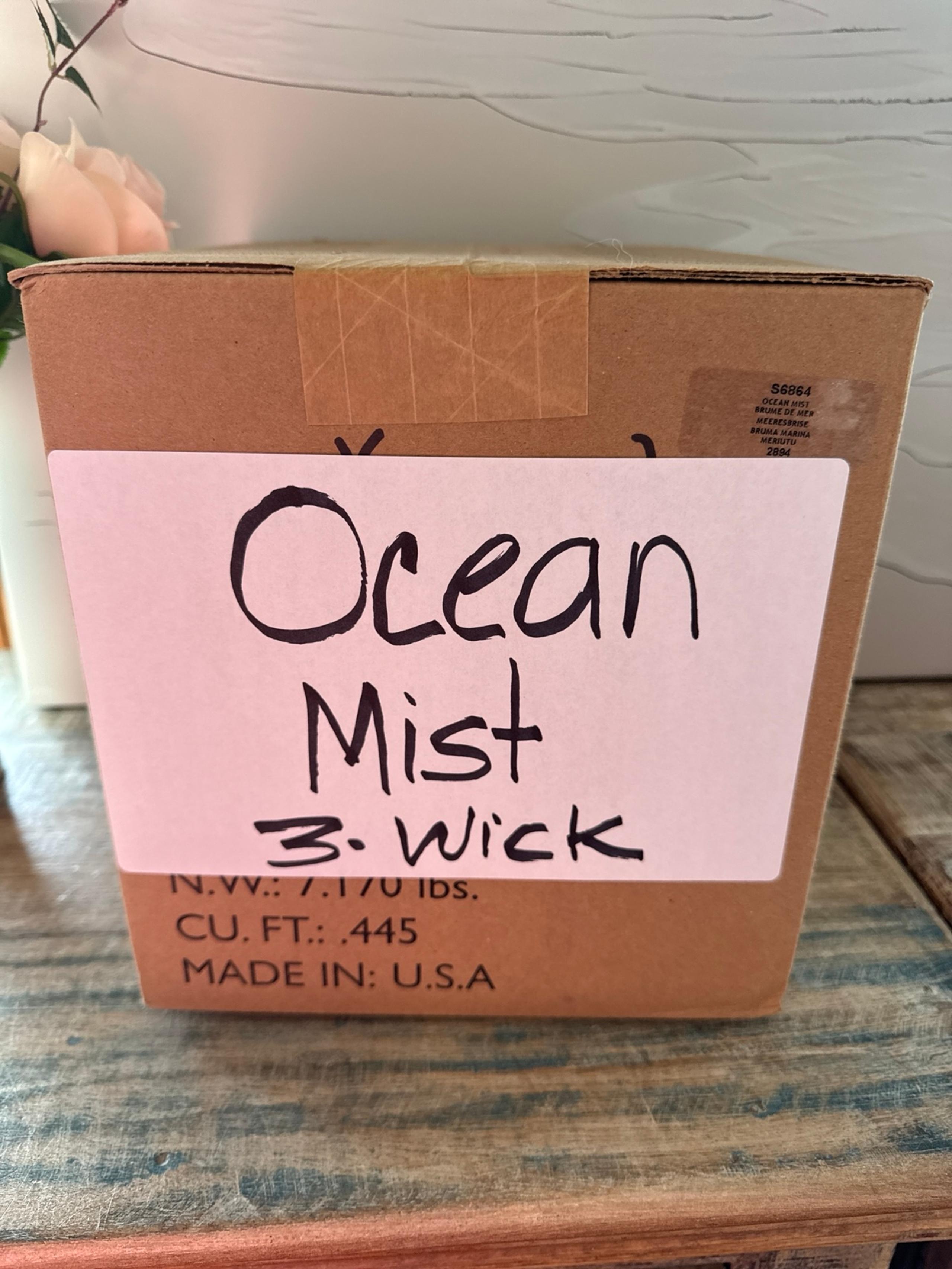 Partylite 3-Wick Candle  6 x 8 Ocean Mist NEW**********