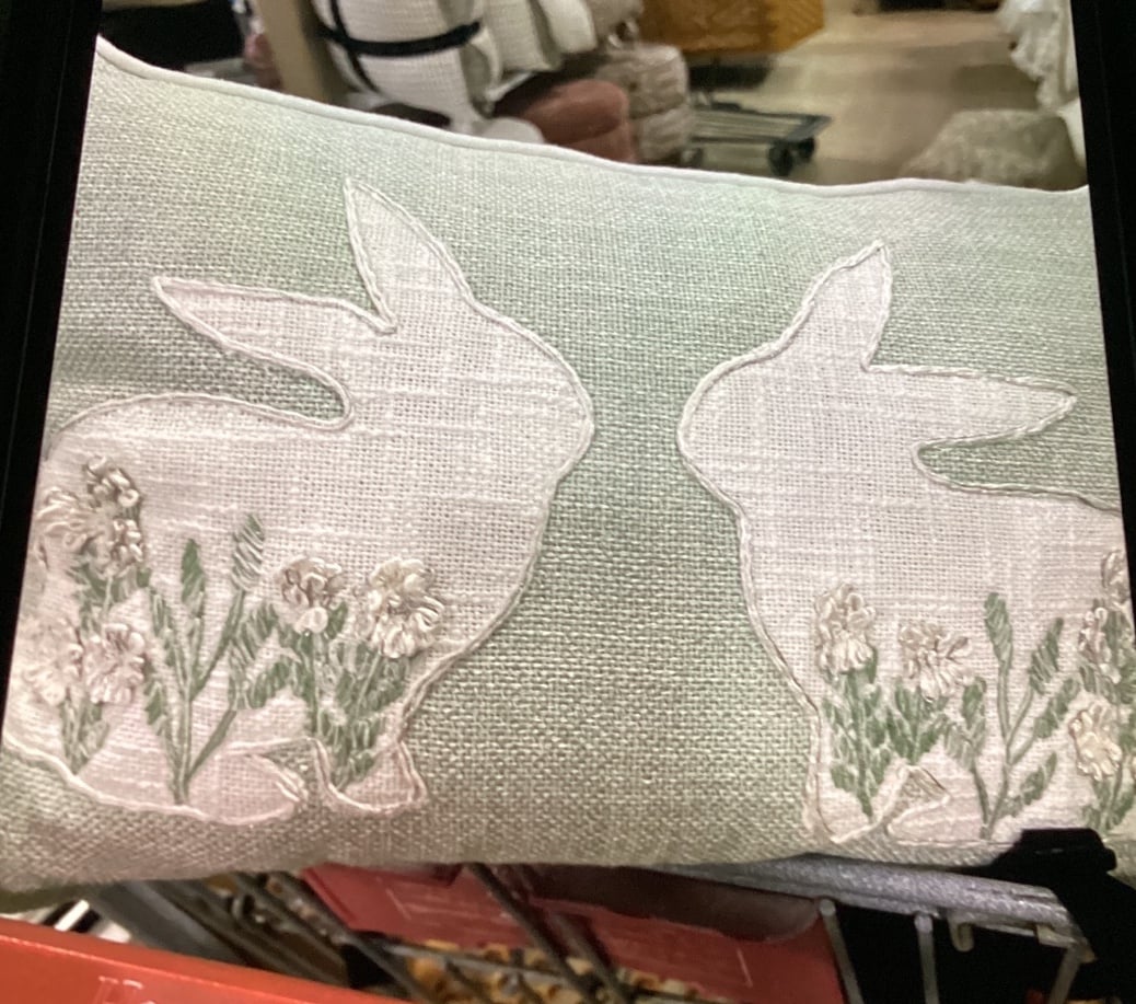 ❤️❤️Easter Bunny Throw Pillow new celerie collection