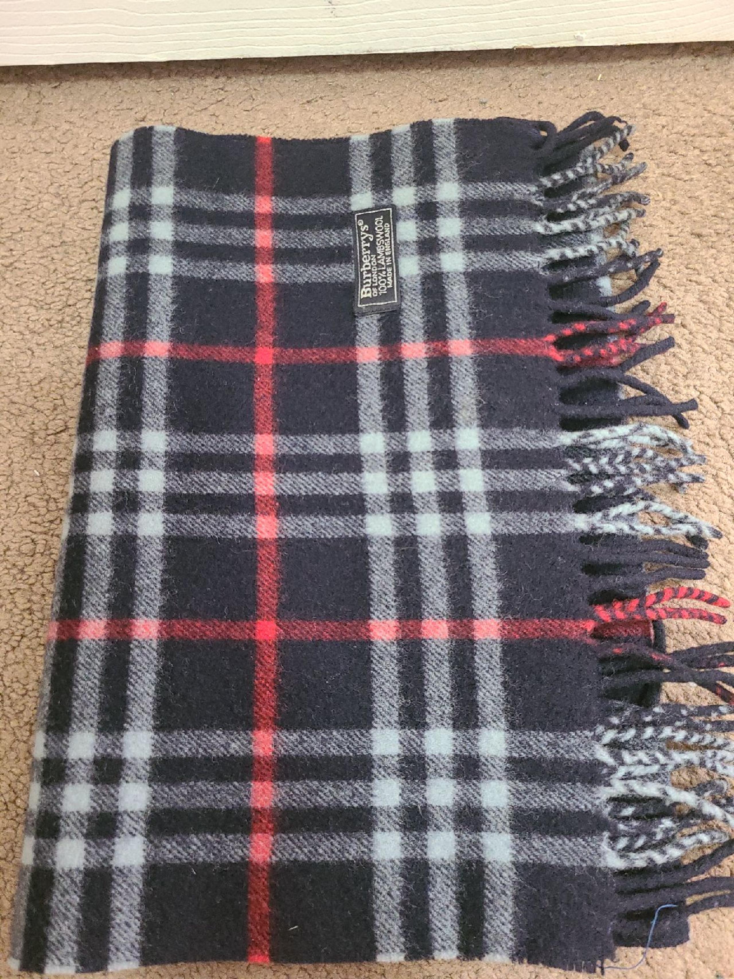 Burberrys scarf London Vintage