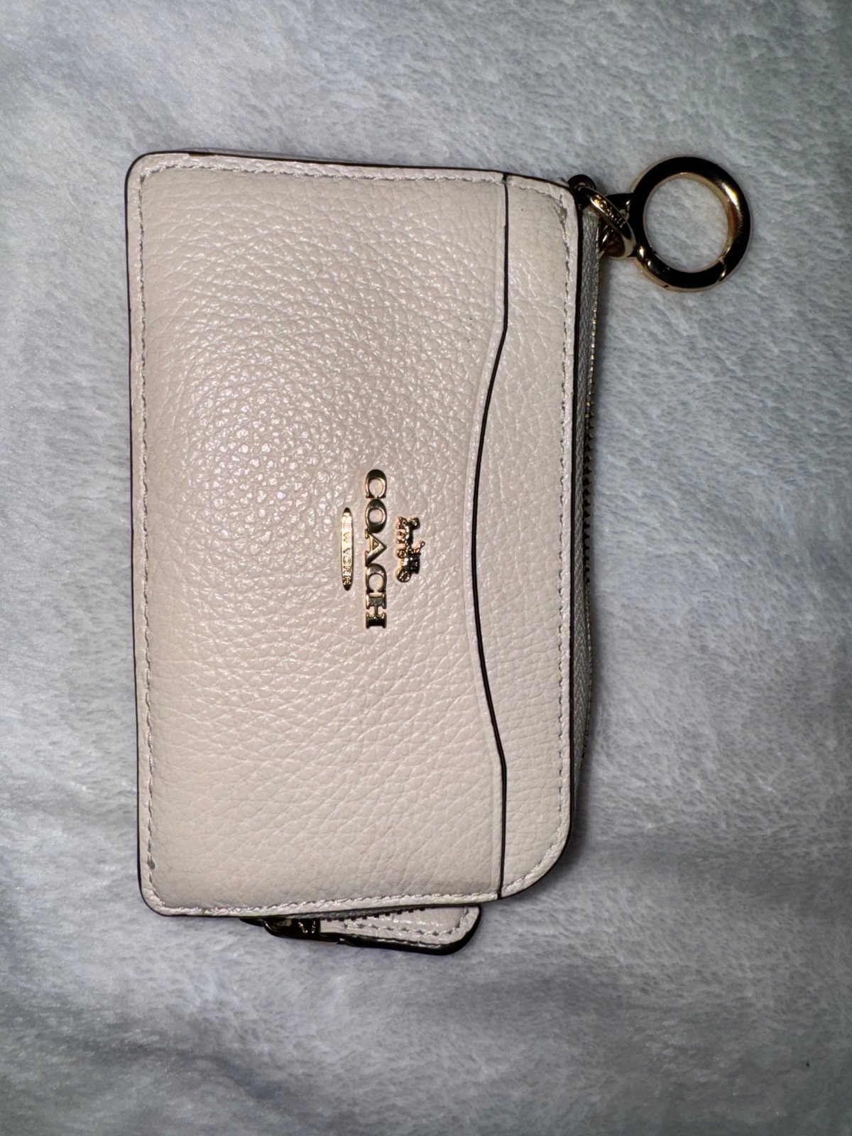 Coach CH162 Cream Zip Leather Wallet w/Key Chain