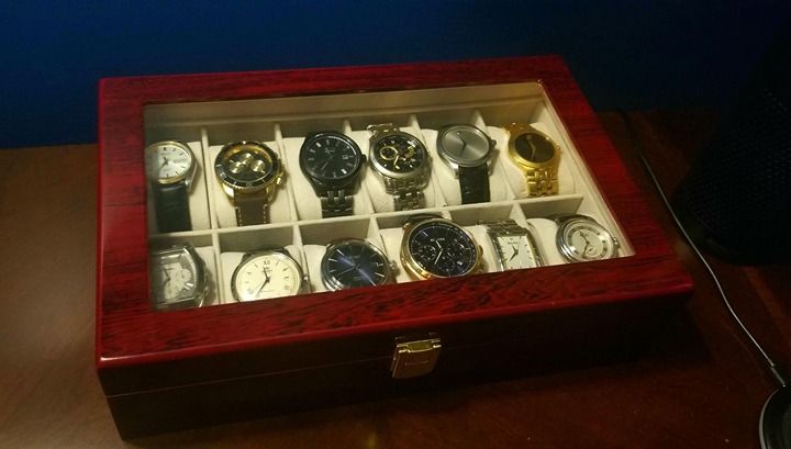 Watch Box, 10 Slots Wooden Watch Case with Removable Watch Pillow
