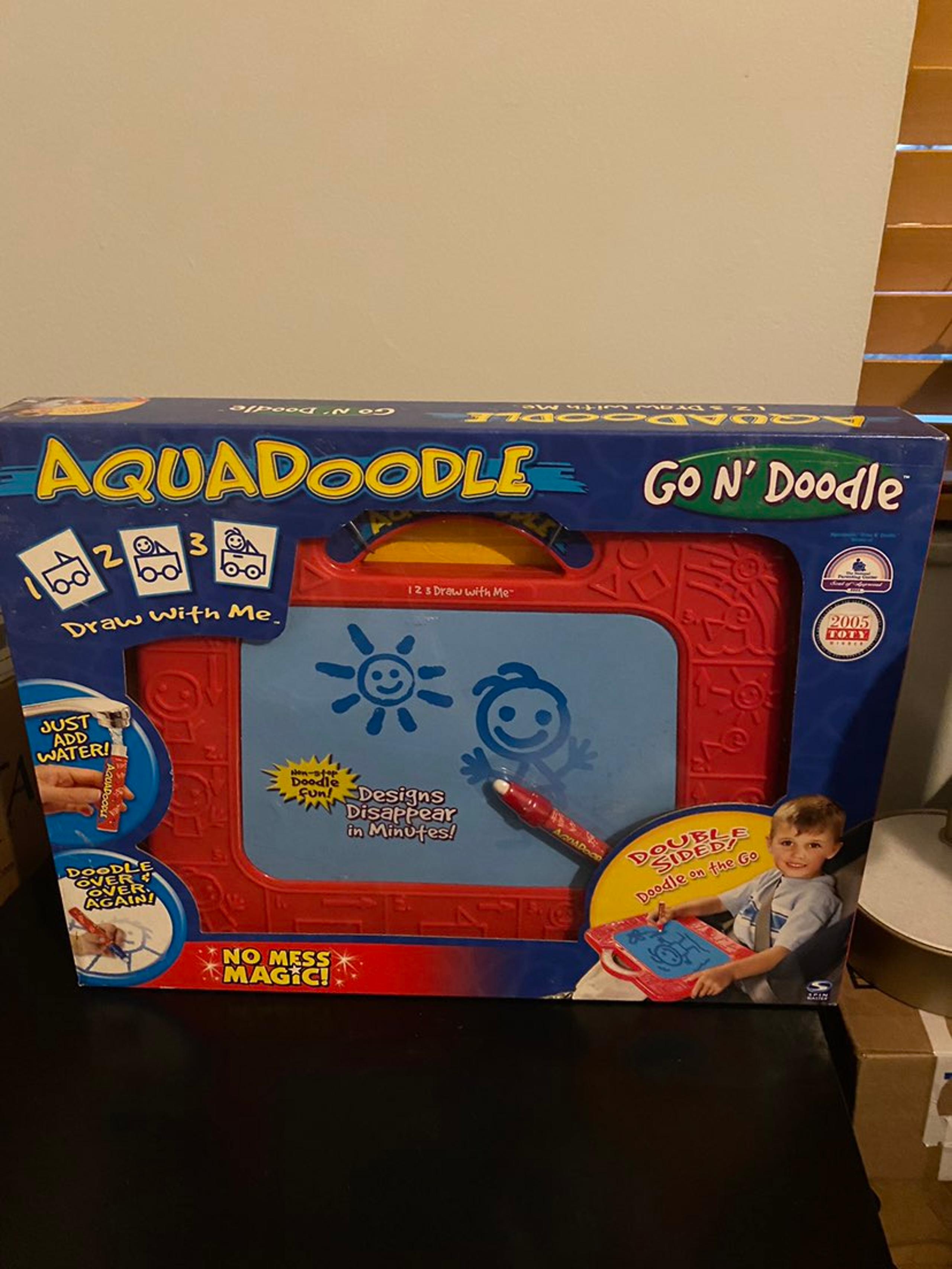 New Aquadoodle Draw With Me Go N' Doodle Travel On The Go 2005