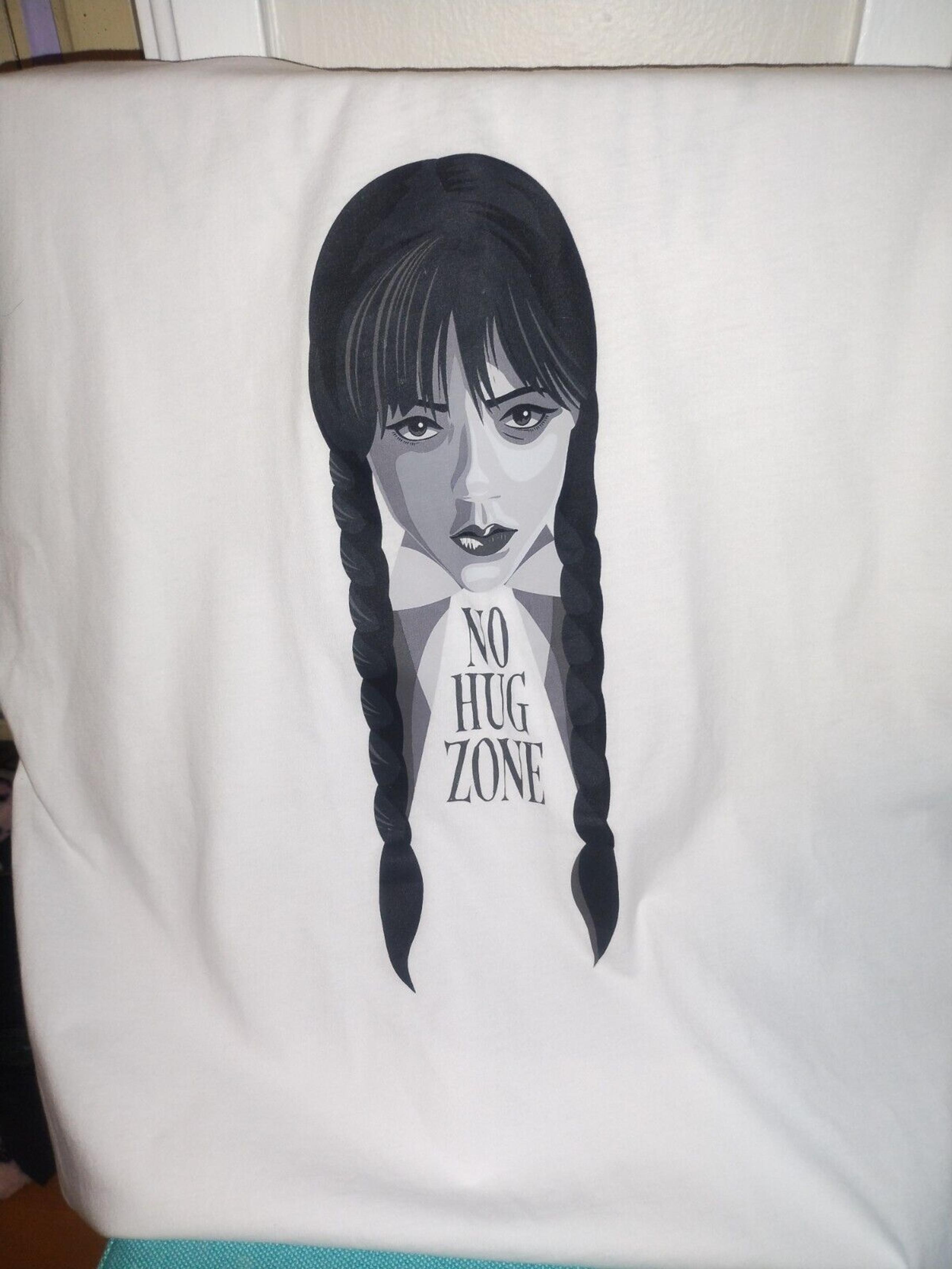 Unisex Wednesday Addams No Hug Zone T-Shirt. NEW
