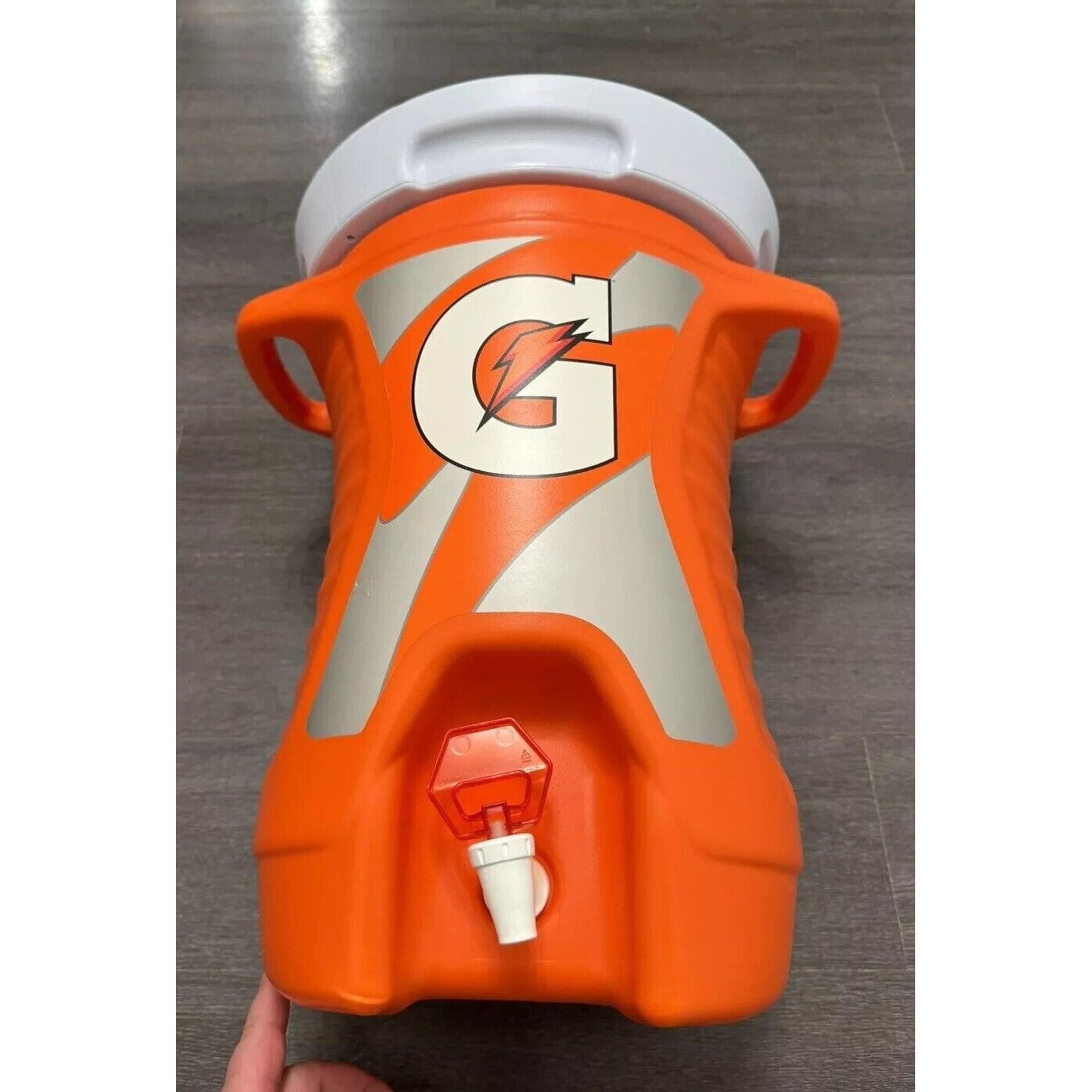 Gatorade 3 Gallon Water Cooler Easy Pour, Sideline Drink, 2 Easy Carry Handles!