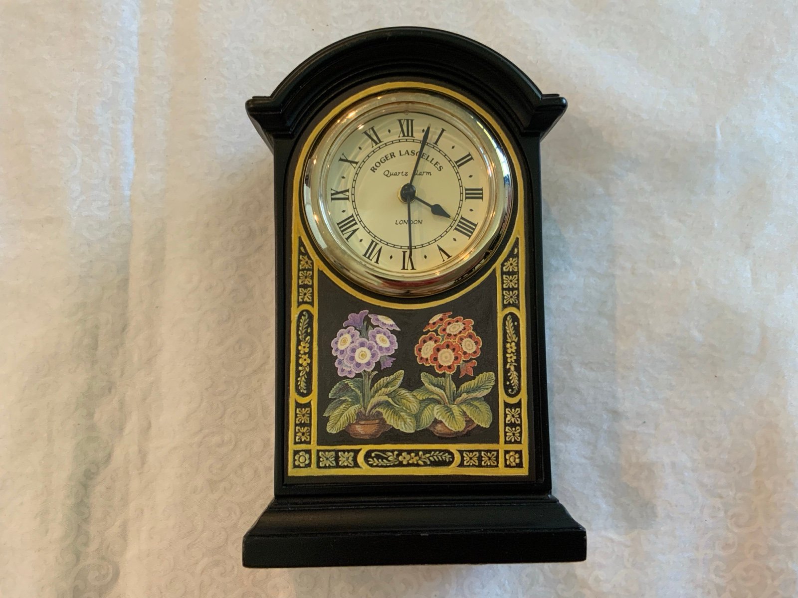 Roger Lascelles Desk Clock Floral Black 4 3/4” WORKS