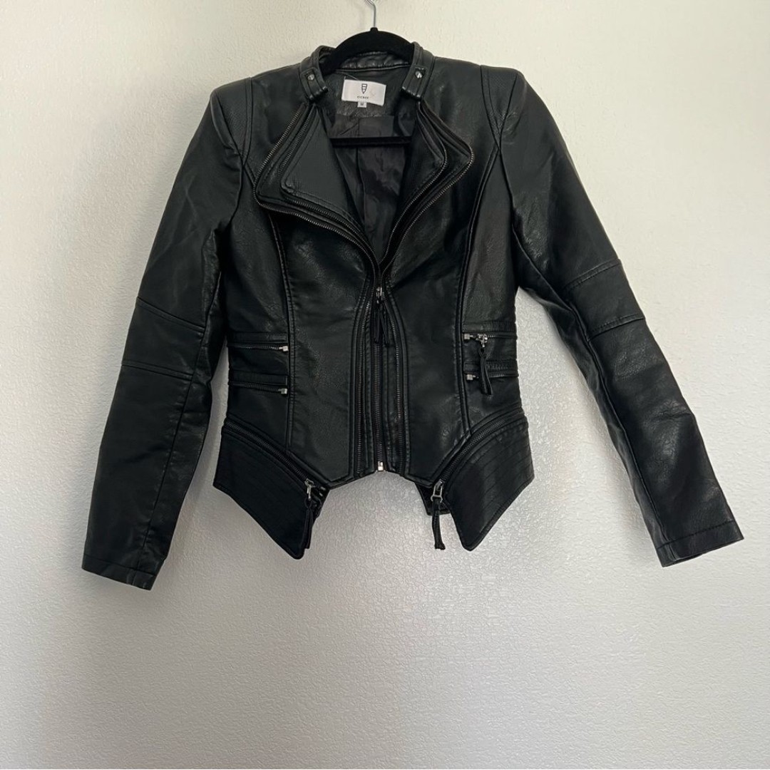 Vic Bee Faux Leather Fitted Moto Jacket in Black Medium