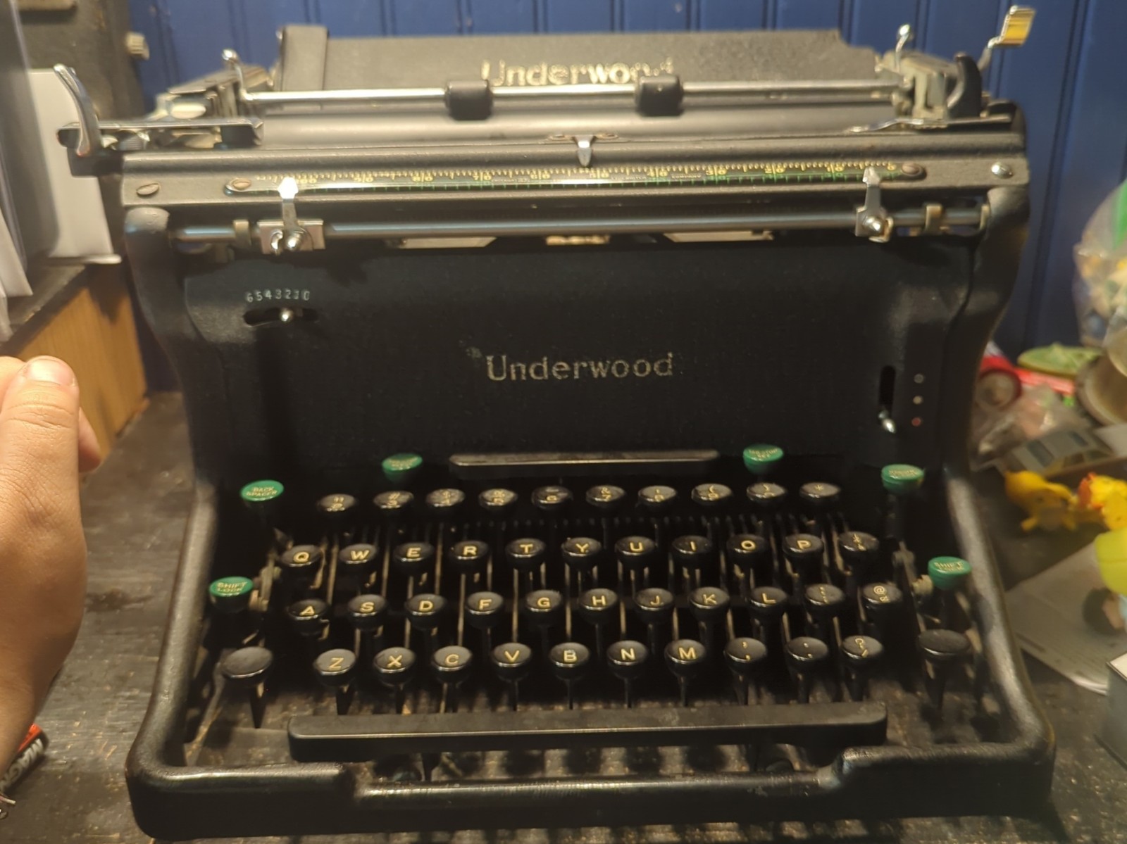 Underwood Model 11 Typewriter Vintage Typing Antique Manual Ribbon 1940s