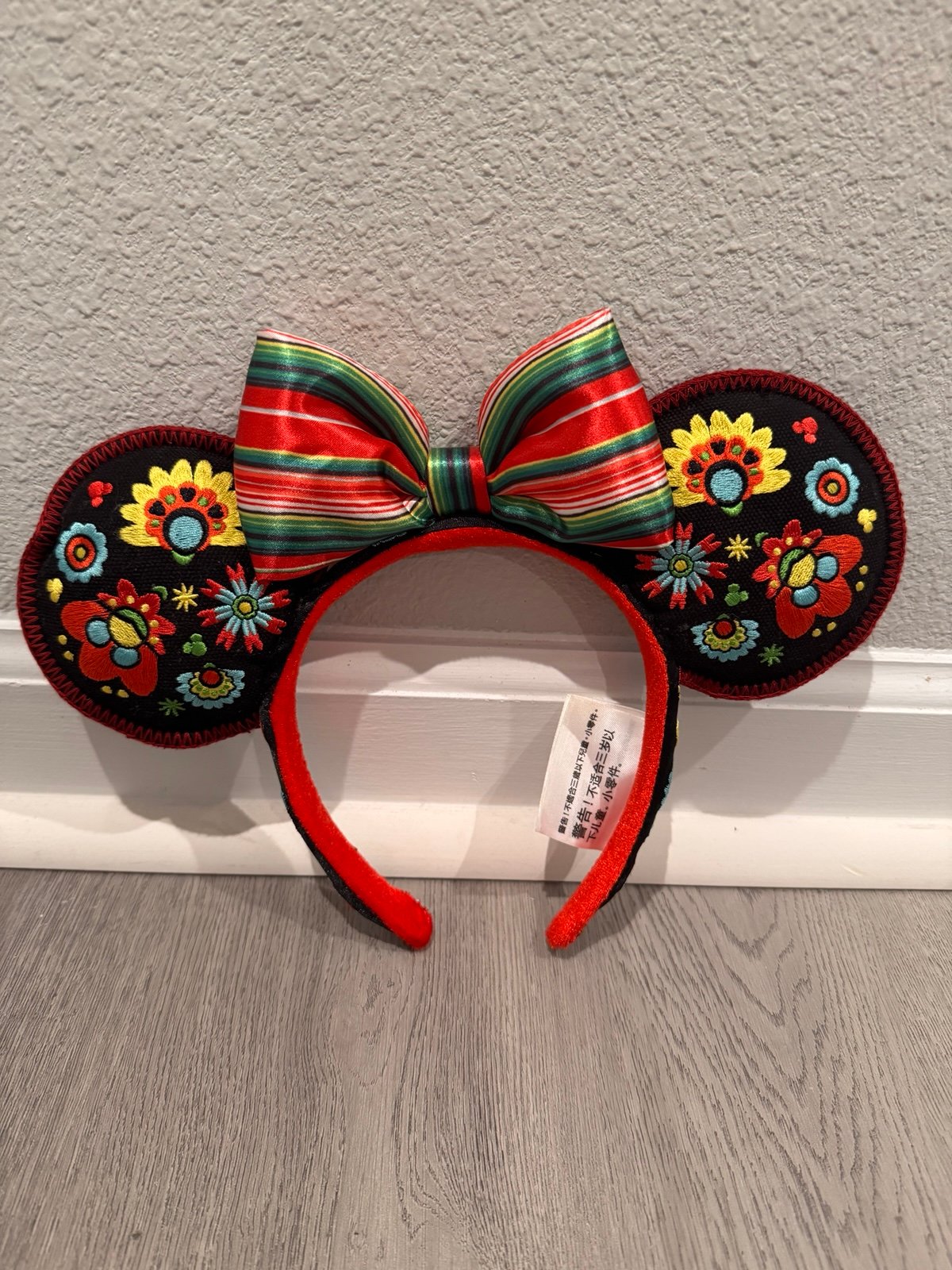 Mexico floral Minnie ears from Epcot like new - worn once!