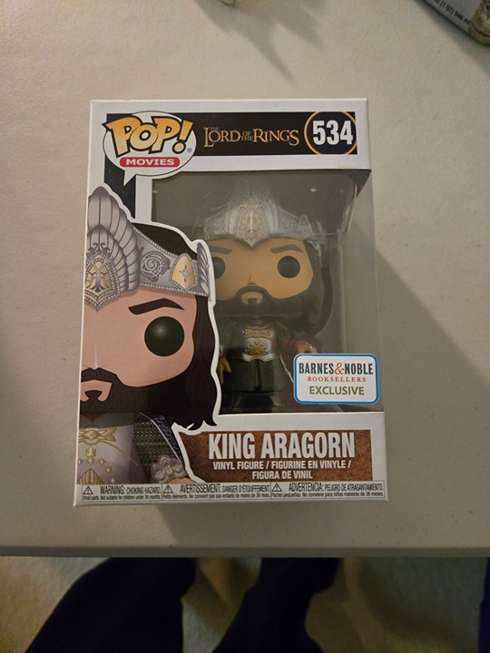 Funko Pop! LOTR Lord of the Rings #534 King Aragorn Barnes and Noble + Protector