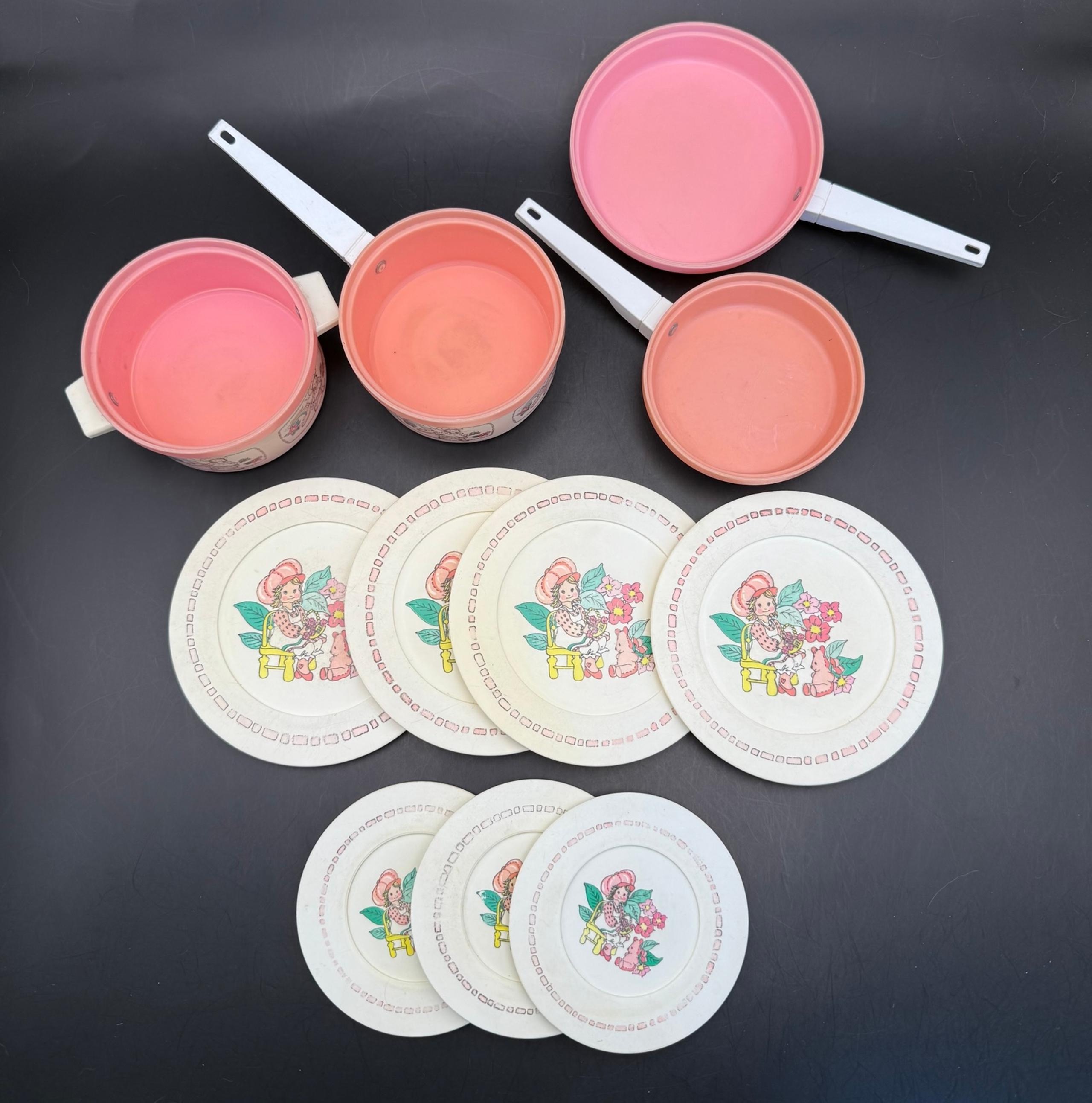 VTG Chilton Aluminum Specialty Strawberry Shortcake Pretend Dishes Plates 11 pc