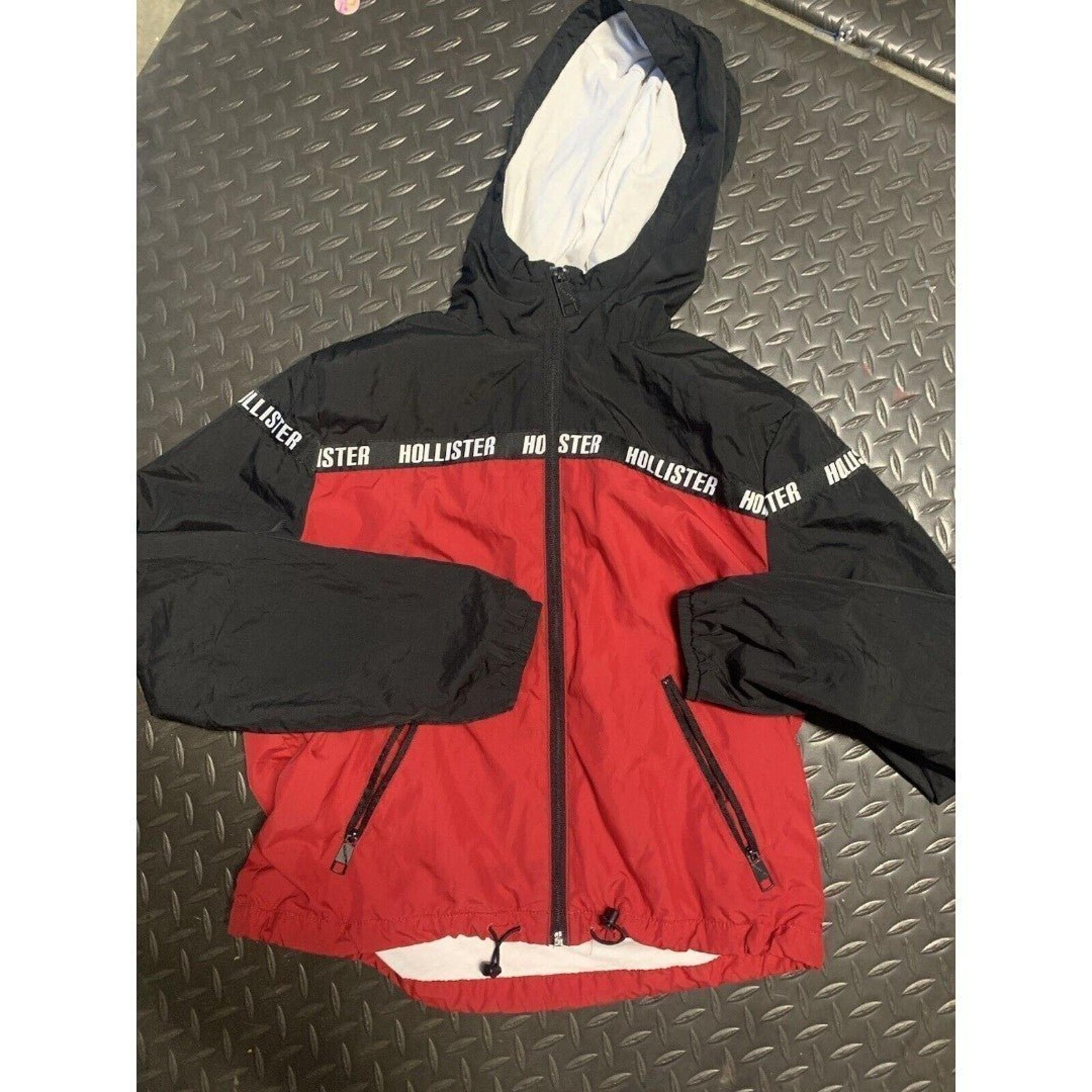 Hollister Women's Cropped Zip Up Hooded Windbreaker  RED Jacket MEDium Women