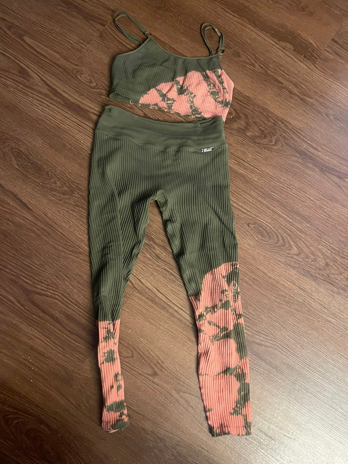 Bombshell sportswear sset