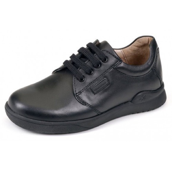 NWT. Biomecanics Bono Boys Black Leather School Shoes. Size 5-5,5.