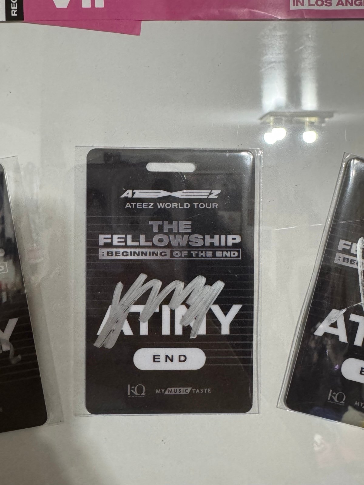signed ateez yeosang fellowship lanyard