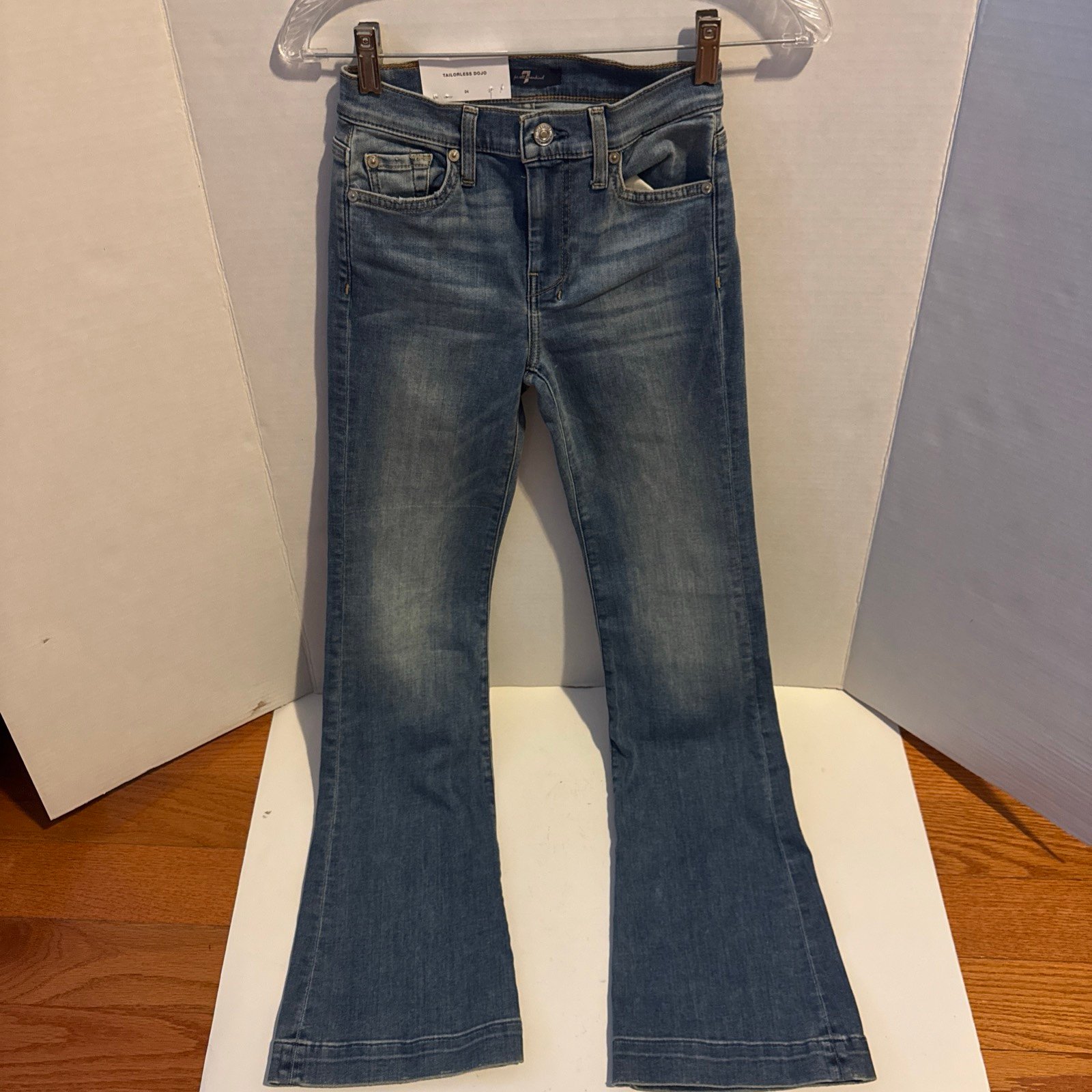 7 For All Mankind Tailorless Dojo Wide Flare Leg Jeans Womens 24 Blue NWT