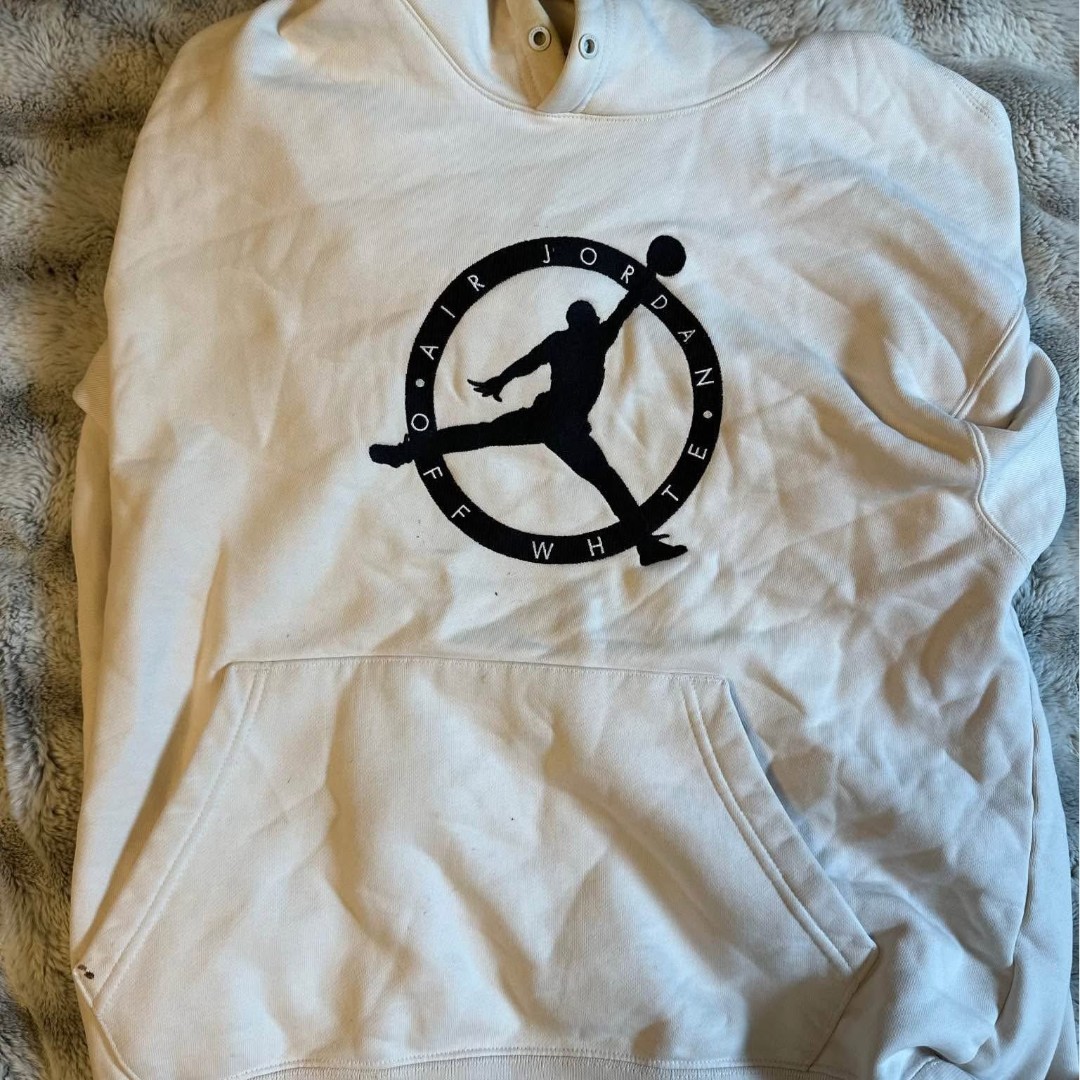 OFF-WHITE x Jordan Hoodie (White) (Medium)