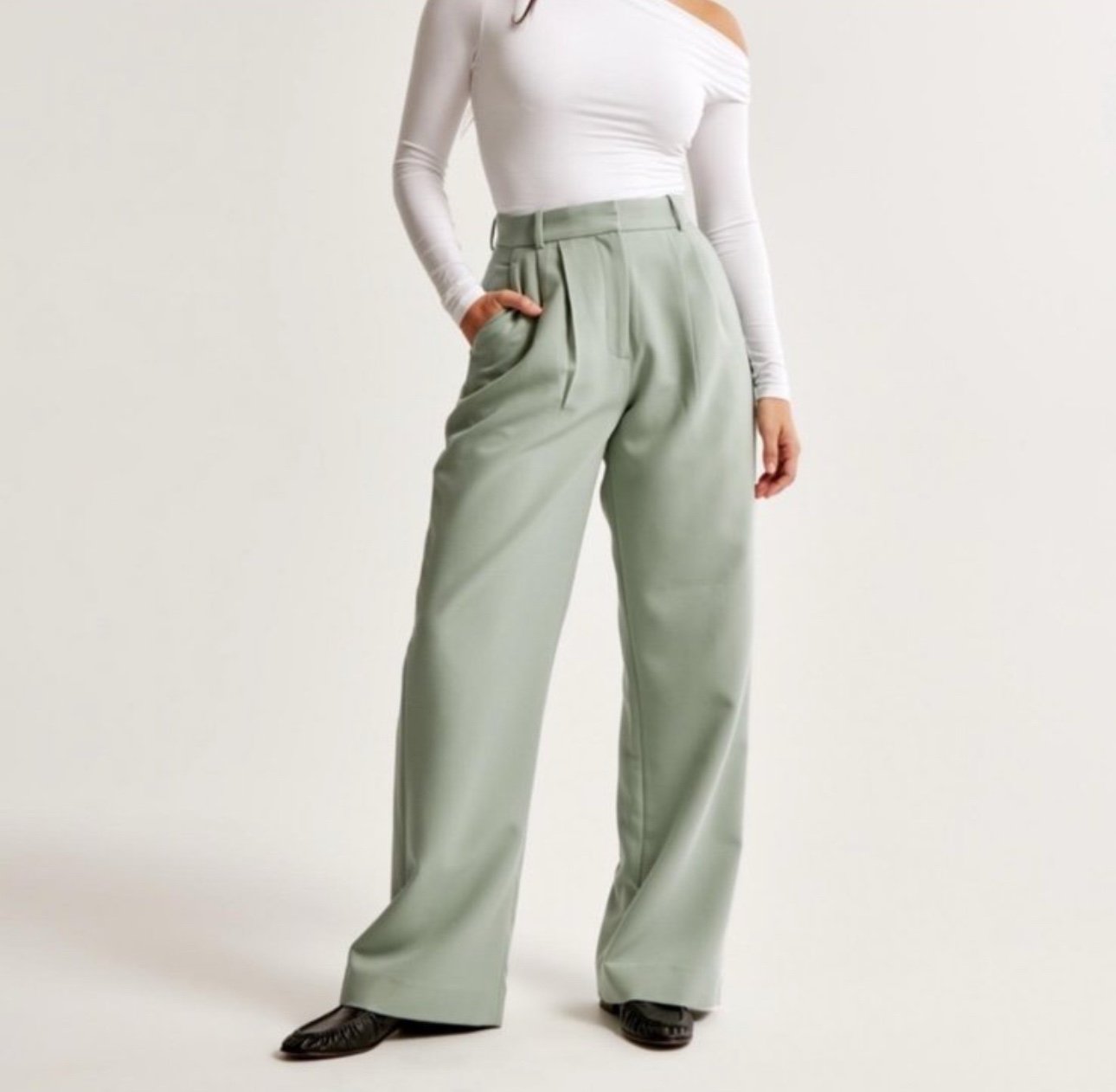 Abercrombie and Fitch Dress Pants Light Green Women’s 31/12L