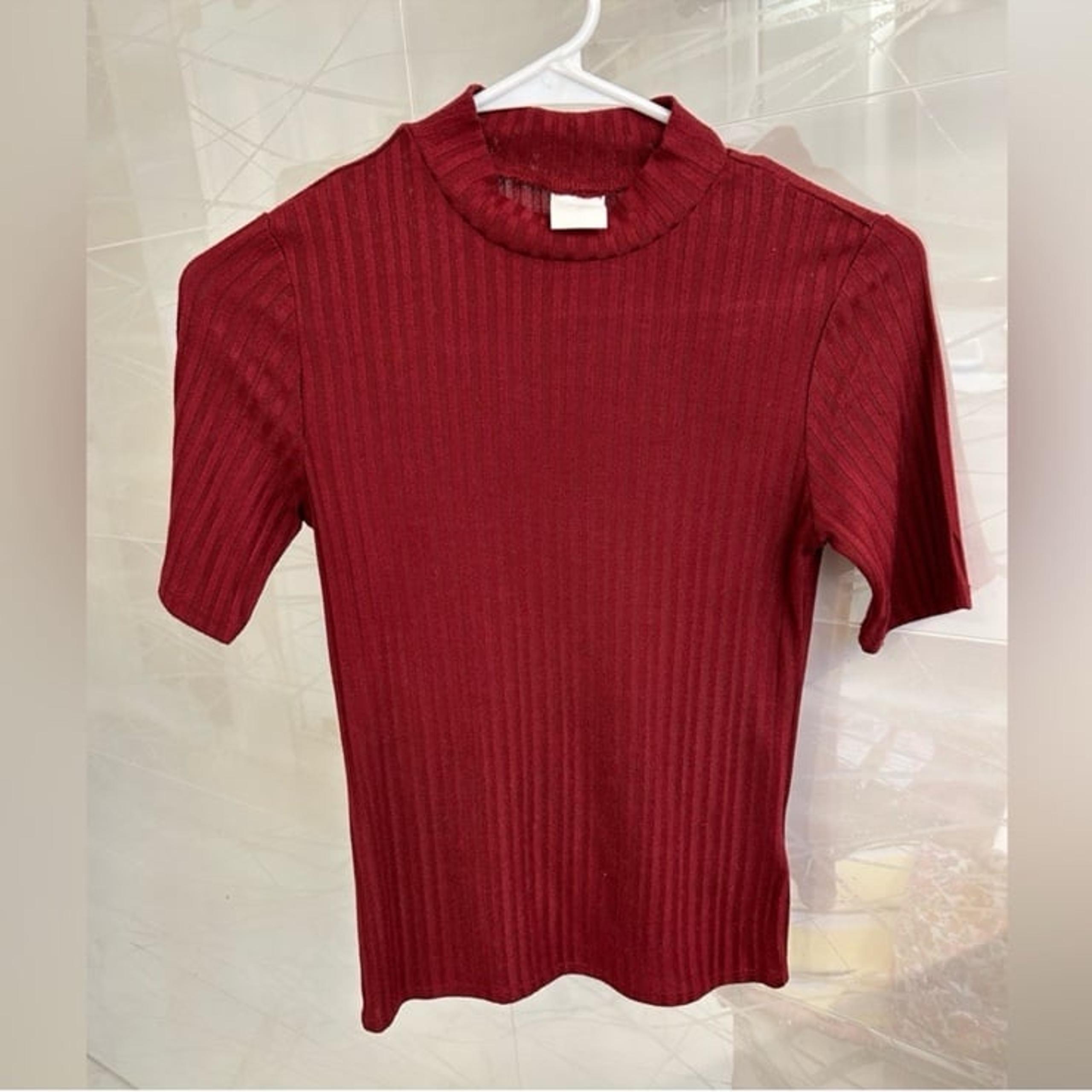 H&M Fitted Ribbed Top