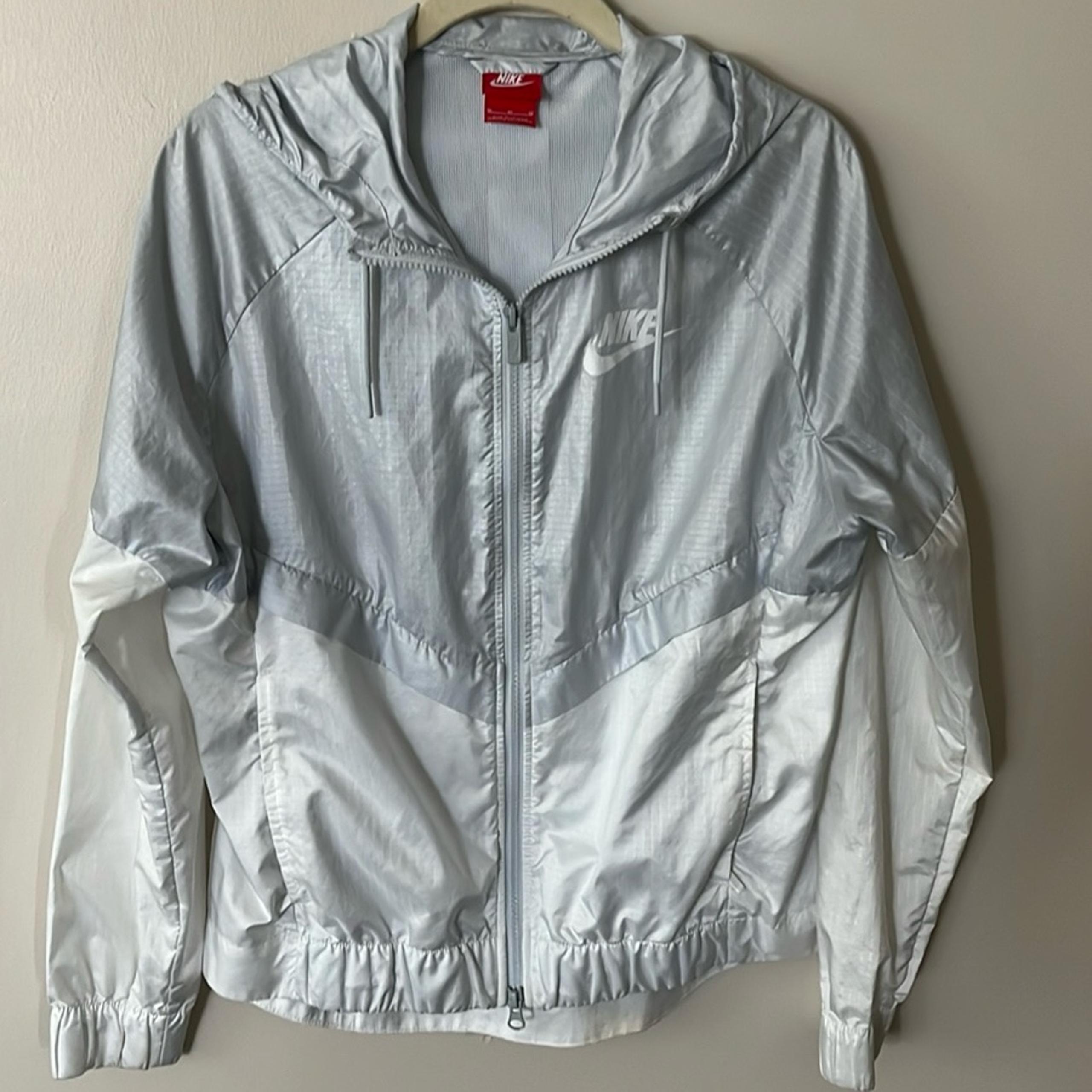 Sportswear Windrunner Platinum M - Nike