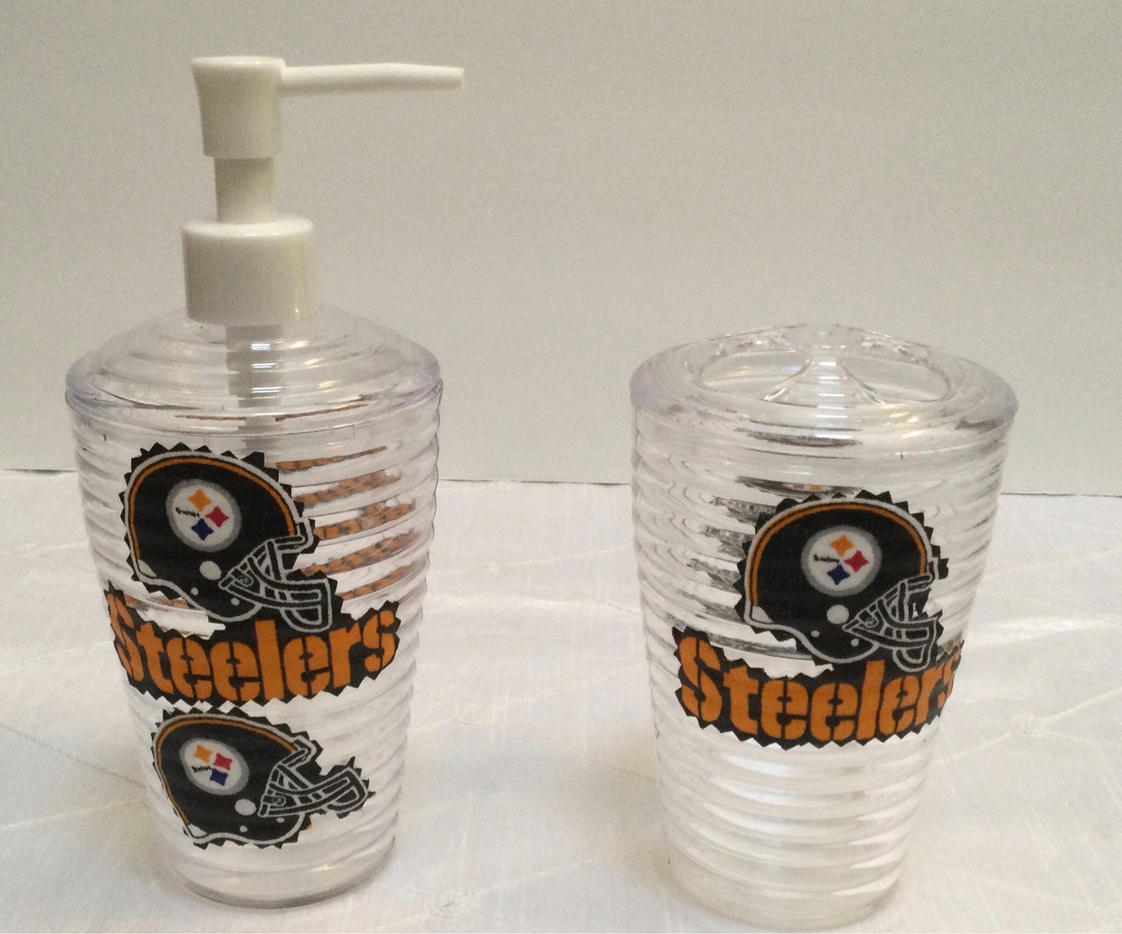 Steelers inspired soap dispenser set /Steelers toothbrush holder. 2pcs (Bonus)