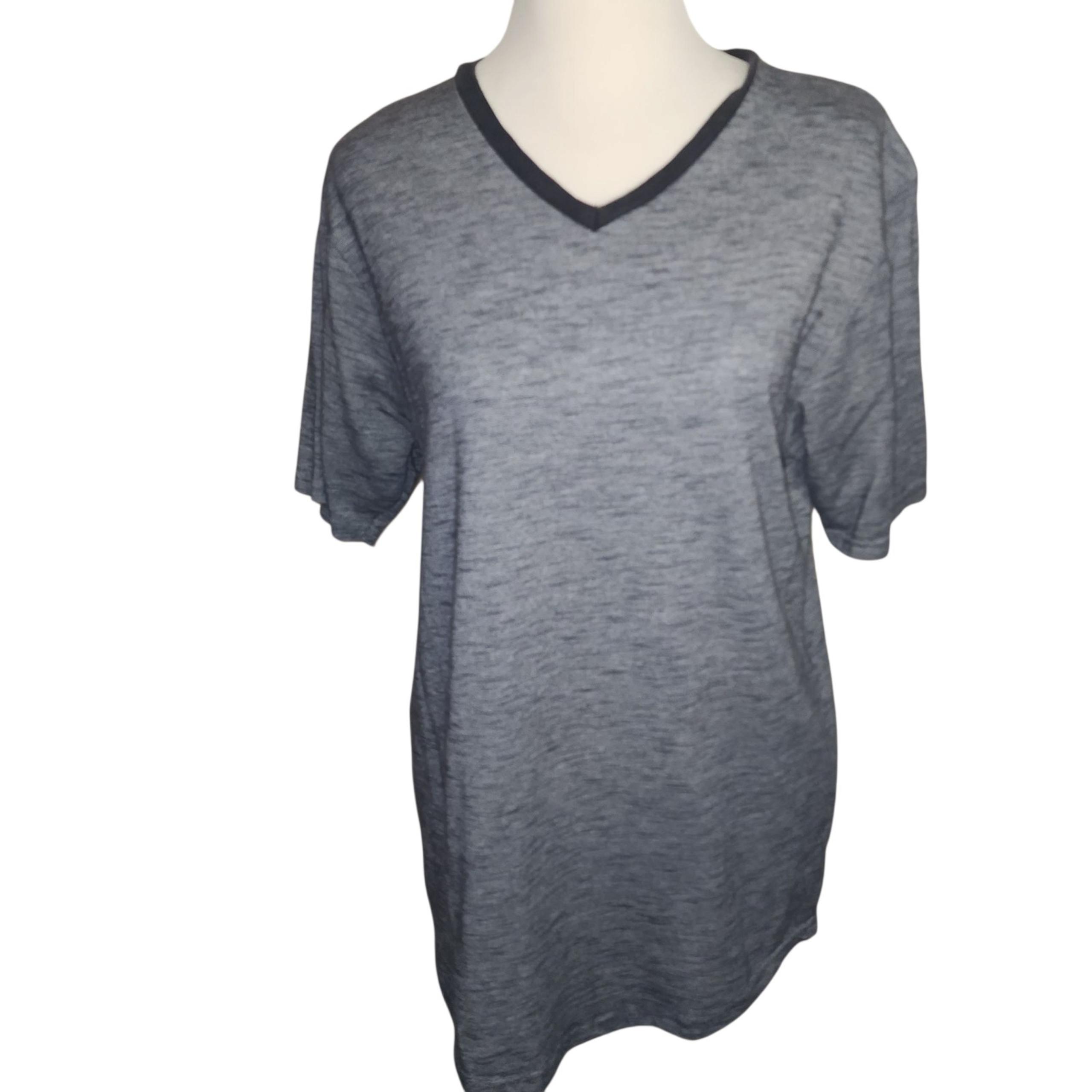 Interaffairs V-Neck Short Sleeve T-shirt Men Size LARGE Casual Preppy Normcore