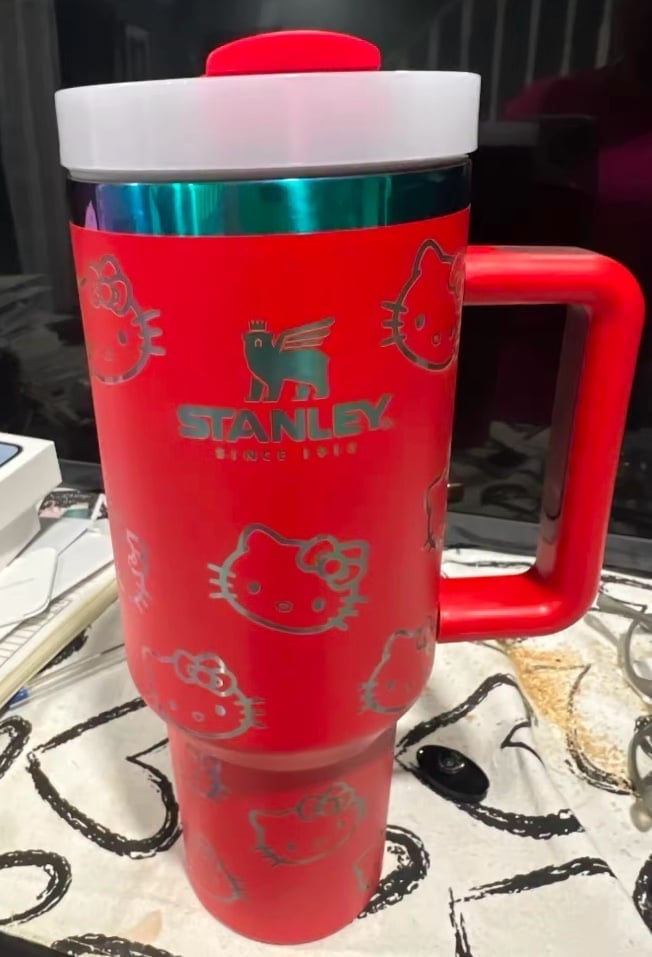 Hello Kitty Tumbler | 40oz | Red | New