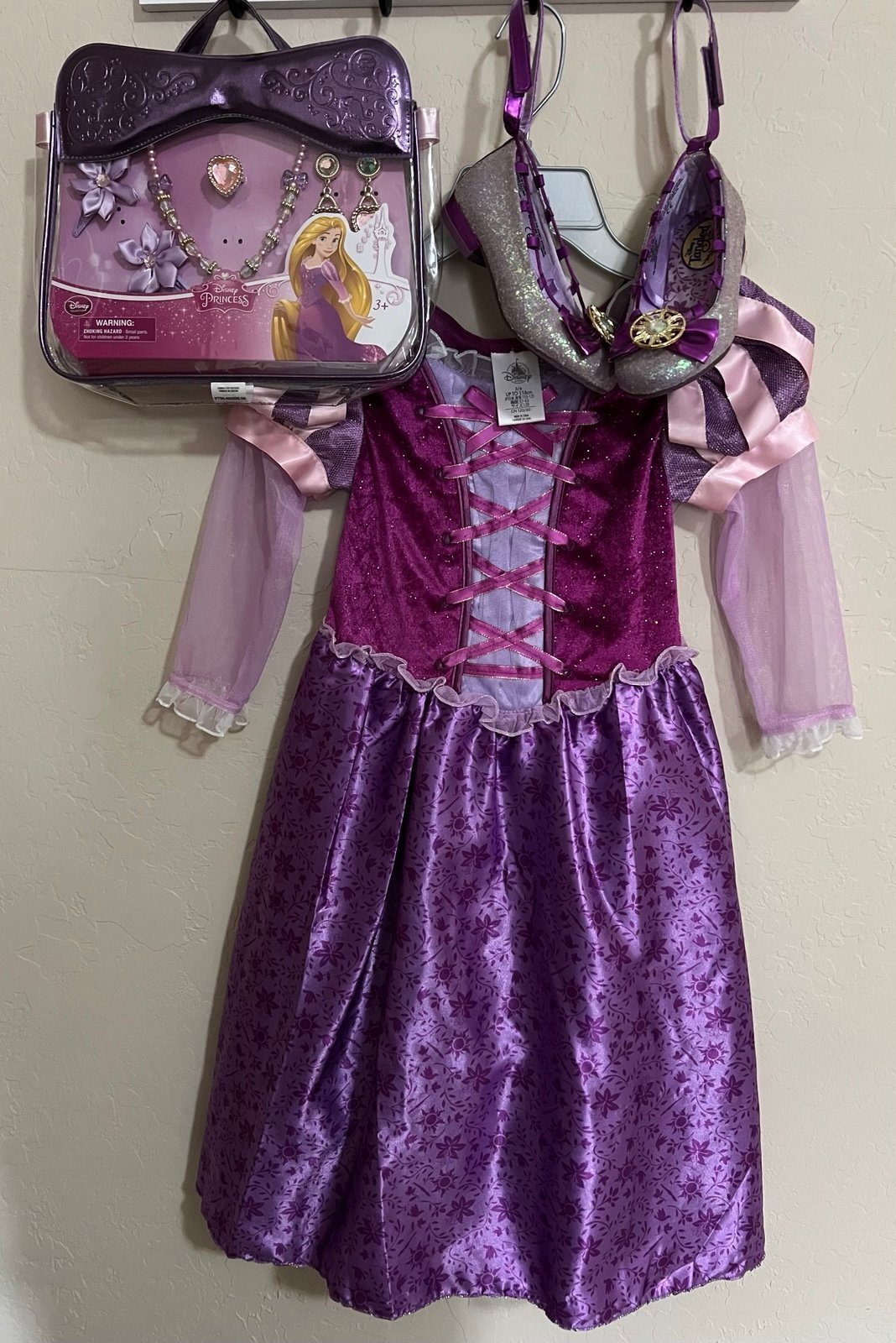 Disney Princess Rafunzel dress, shoes & accessories