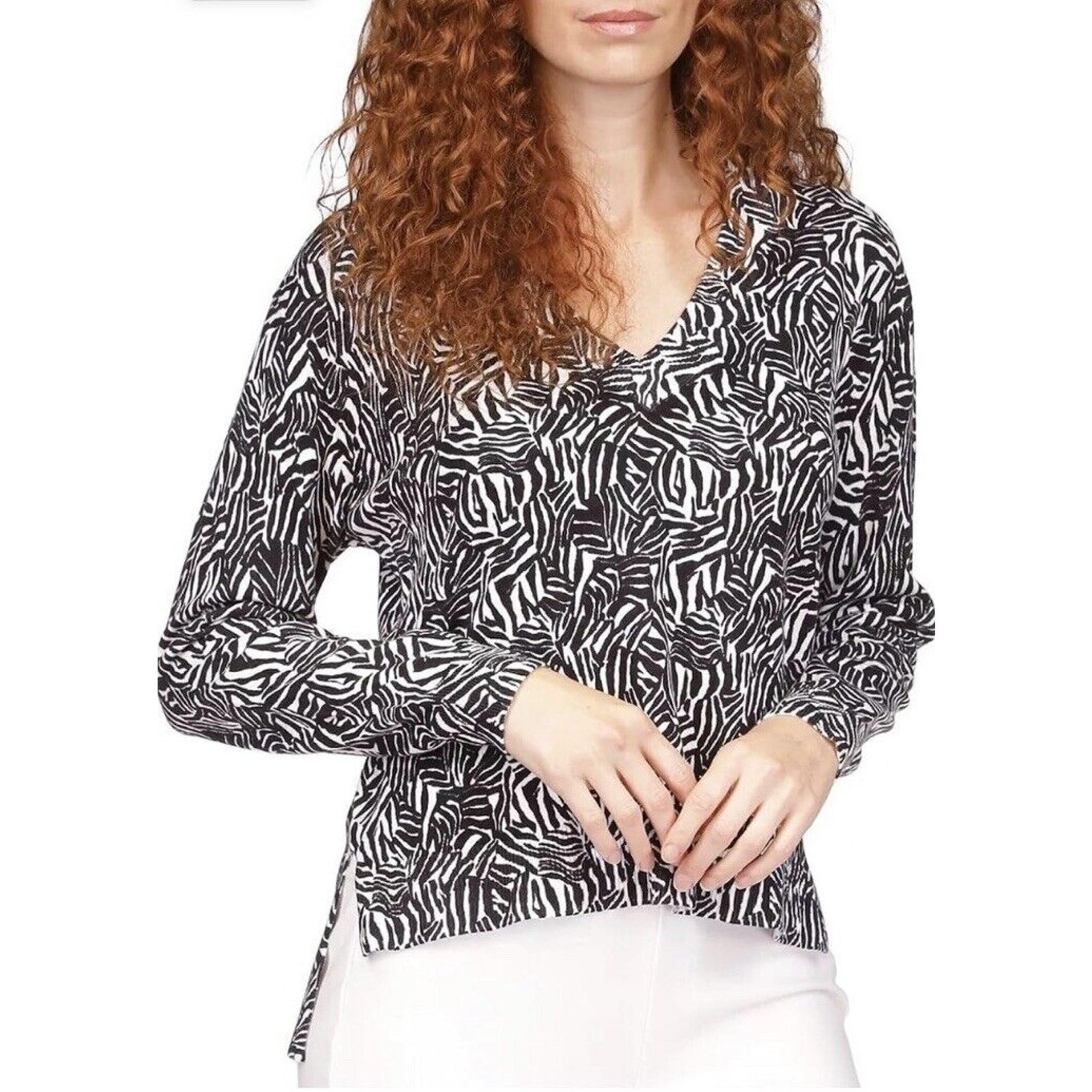 NWT Michael Kors Women's Zebra V-Neck Light Pullover Size M-Black & White